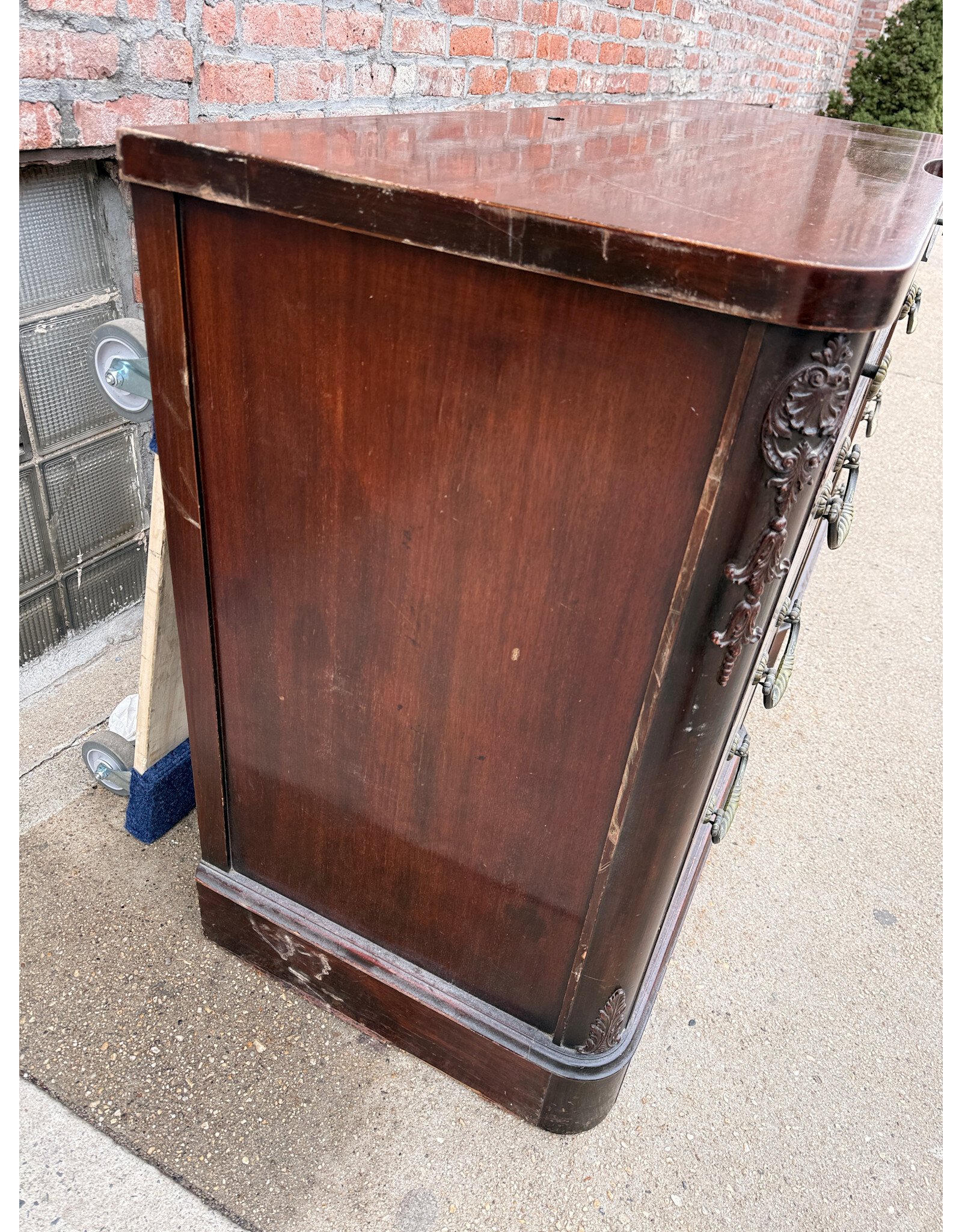Vintage Henkel Harris Serpentine Front Dresser Made of Mahogany with Brass Hardware, 12-Drawers