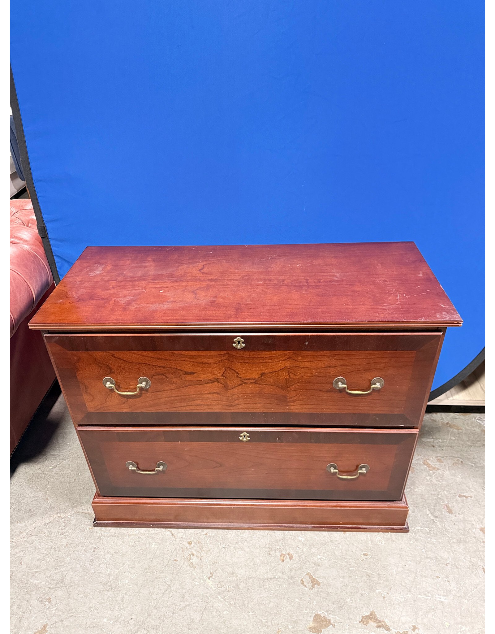 2-Drawer Wood file Cabinet