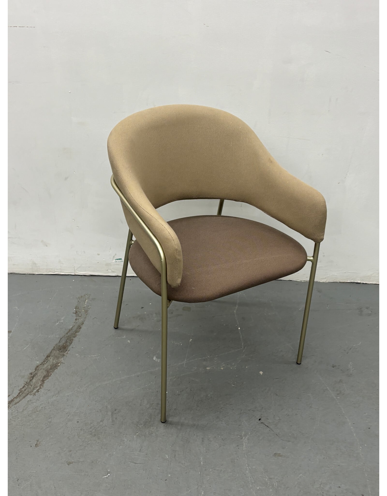 Uphosltered Metal Frame Armchair