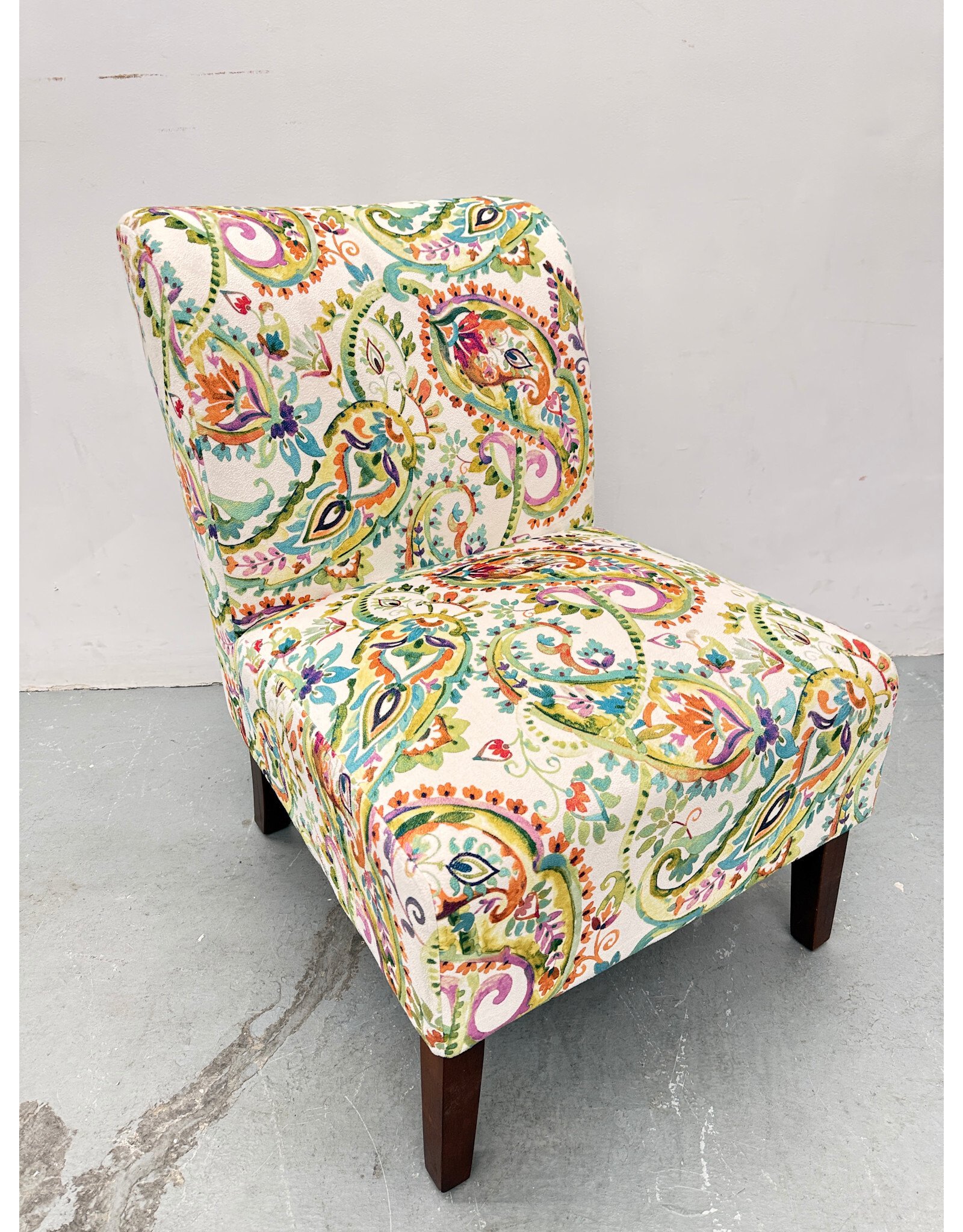 Julie Curved Back Slipper Lounge Chair