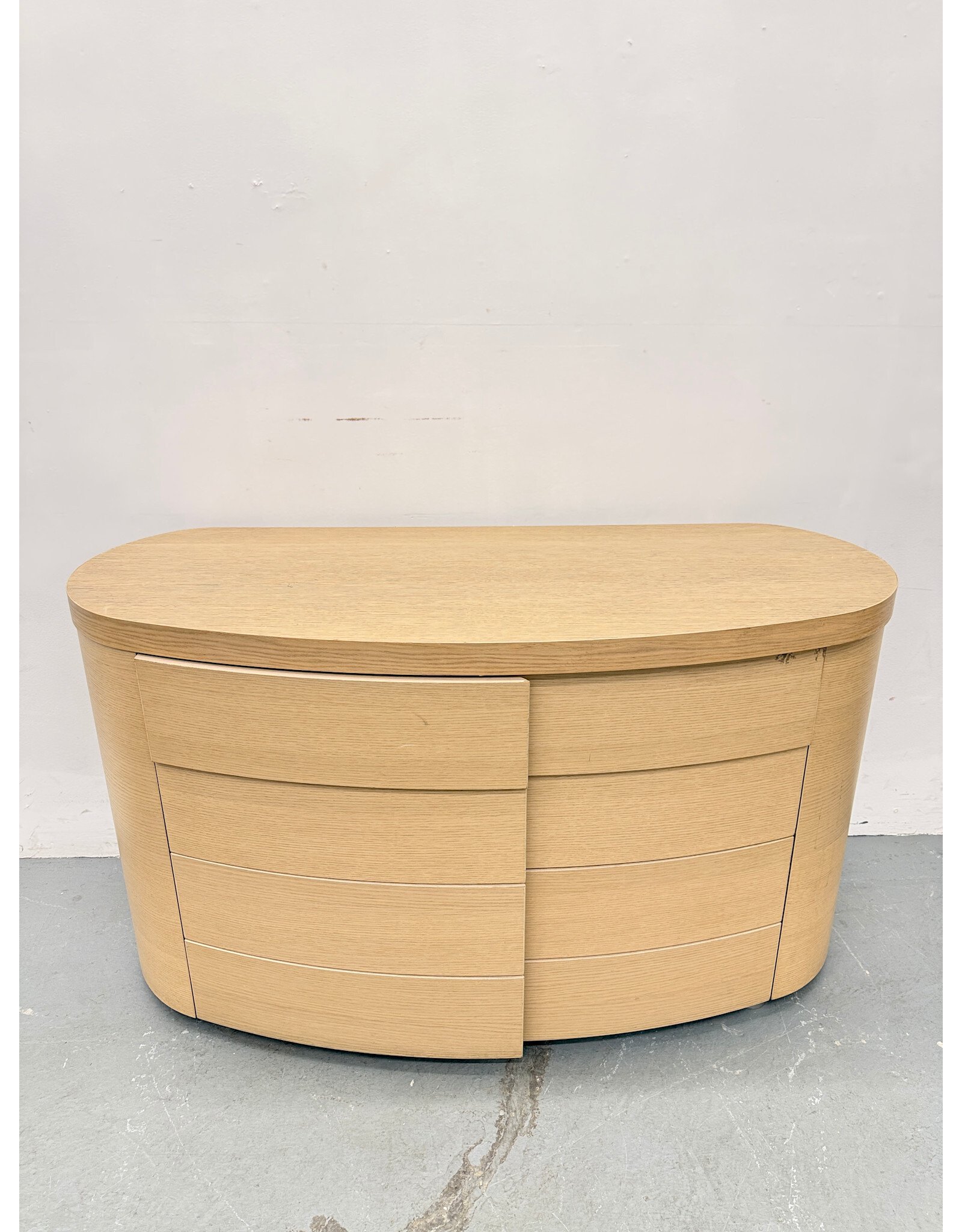 Italian Modern 8-Drawer Wood Dresser