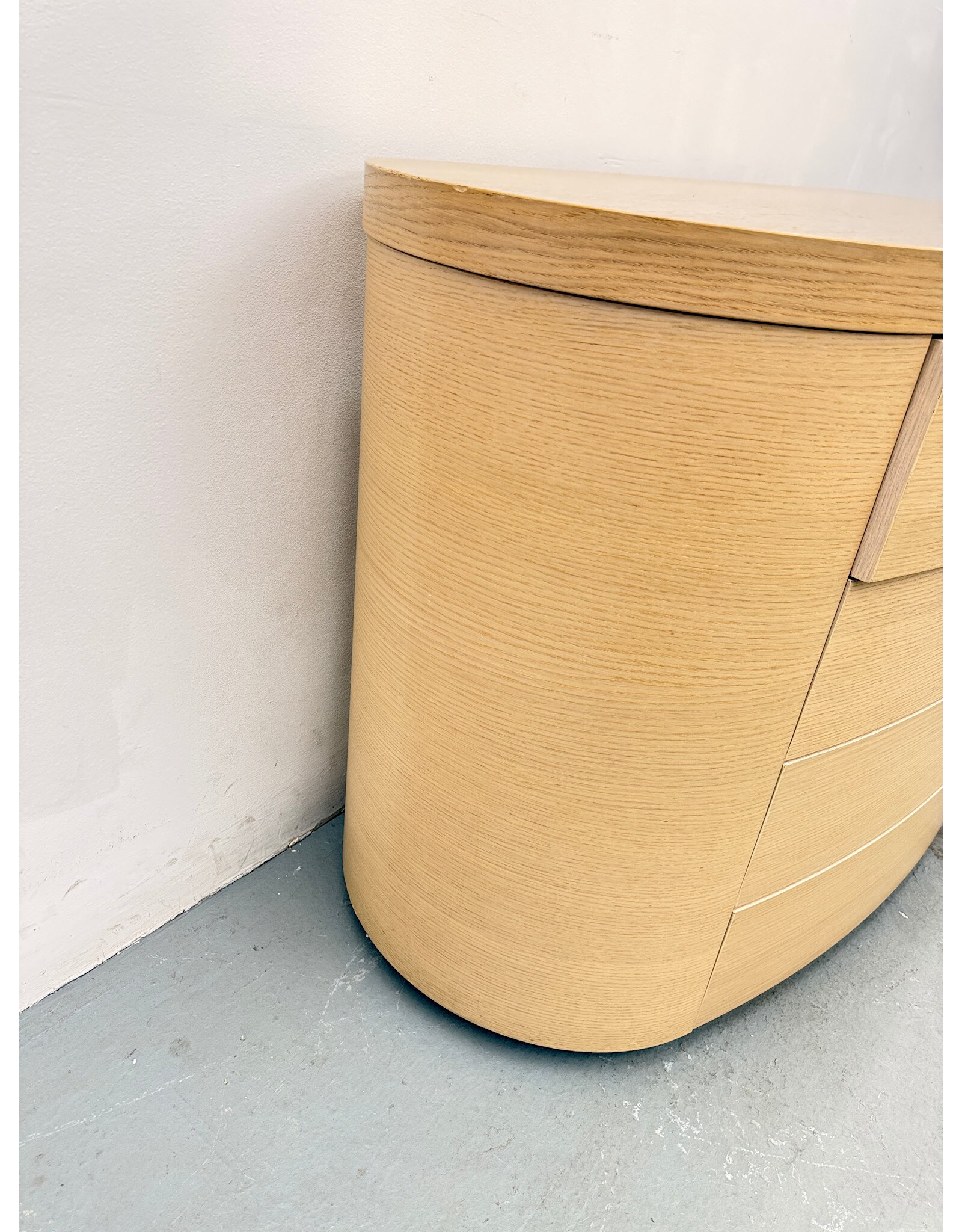 Italian Modern 8-Drawer Wood Dresser