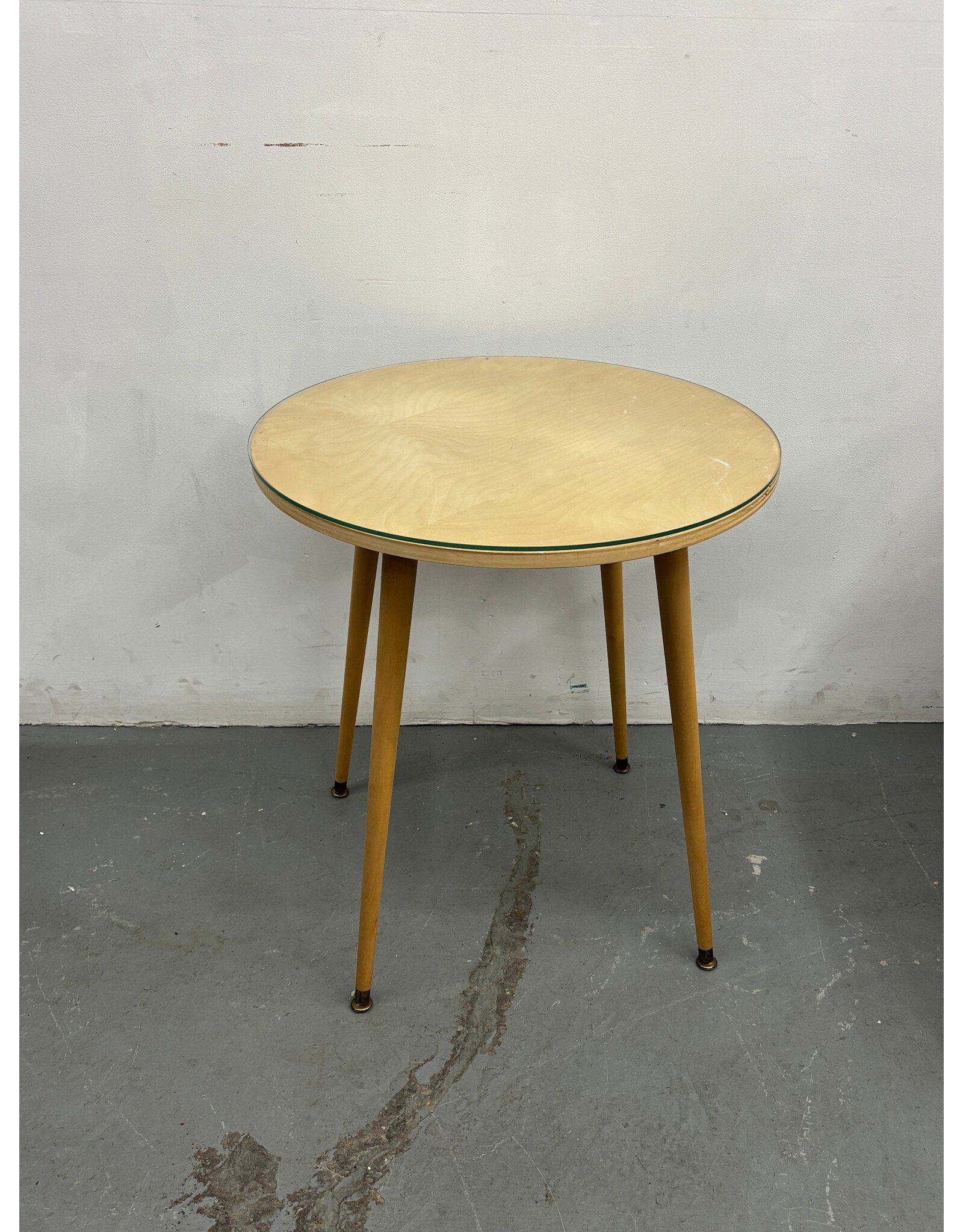 Round Birch Vintage Style Table with Glass Top