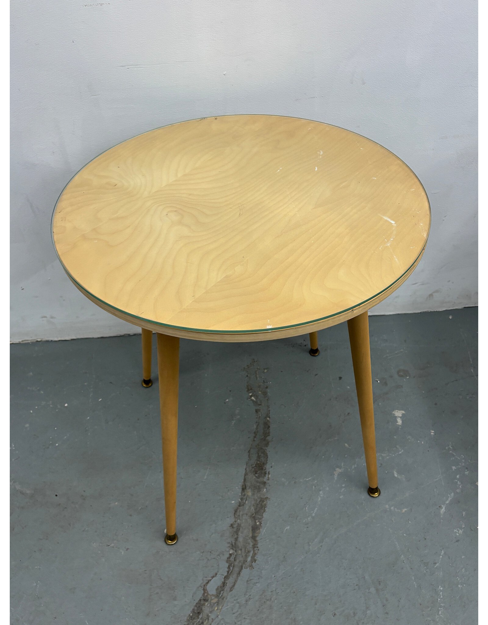 Round Birch Vintage Style Table with Glass Top