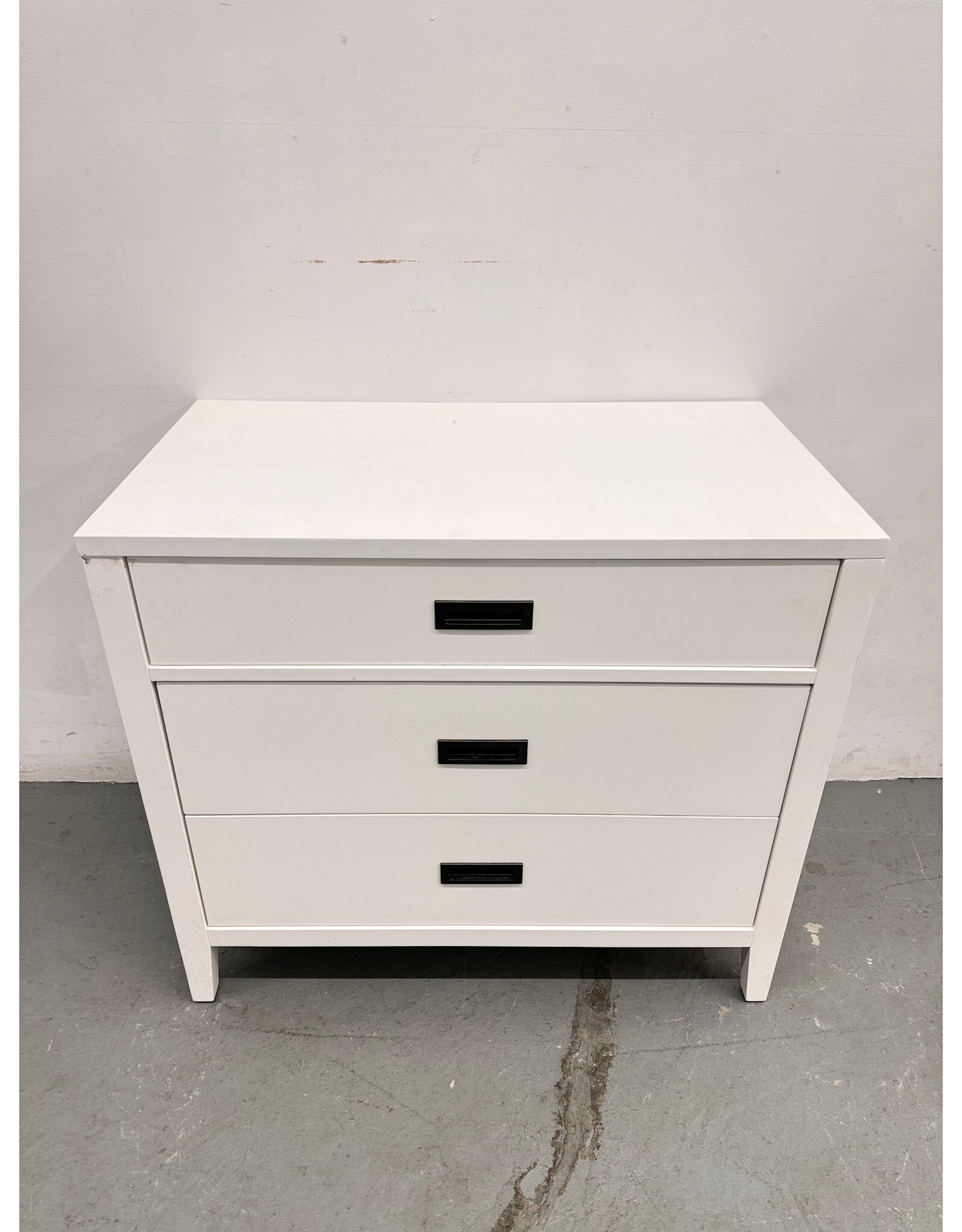 Annabelle 3-Drawer Bedside Nightstand