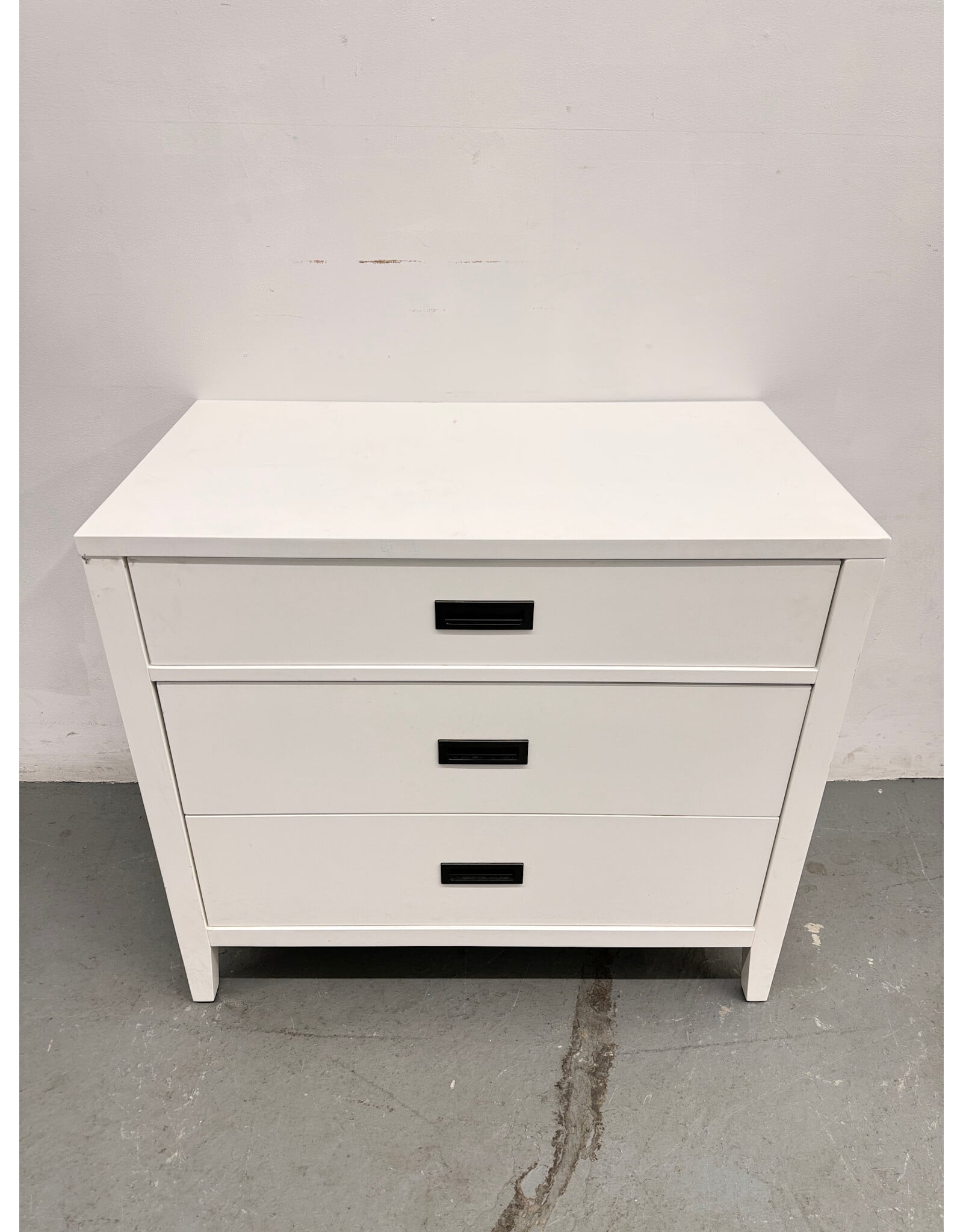 Annabelle 3-Drawer Bedside Nightstand