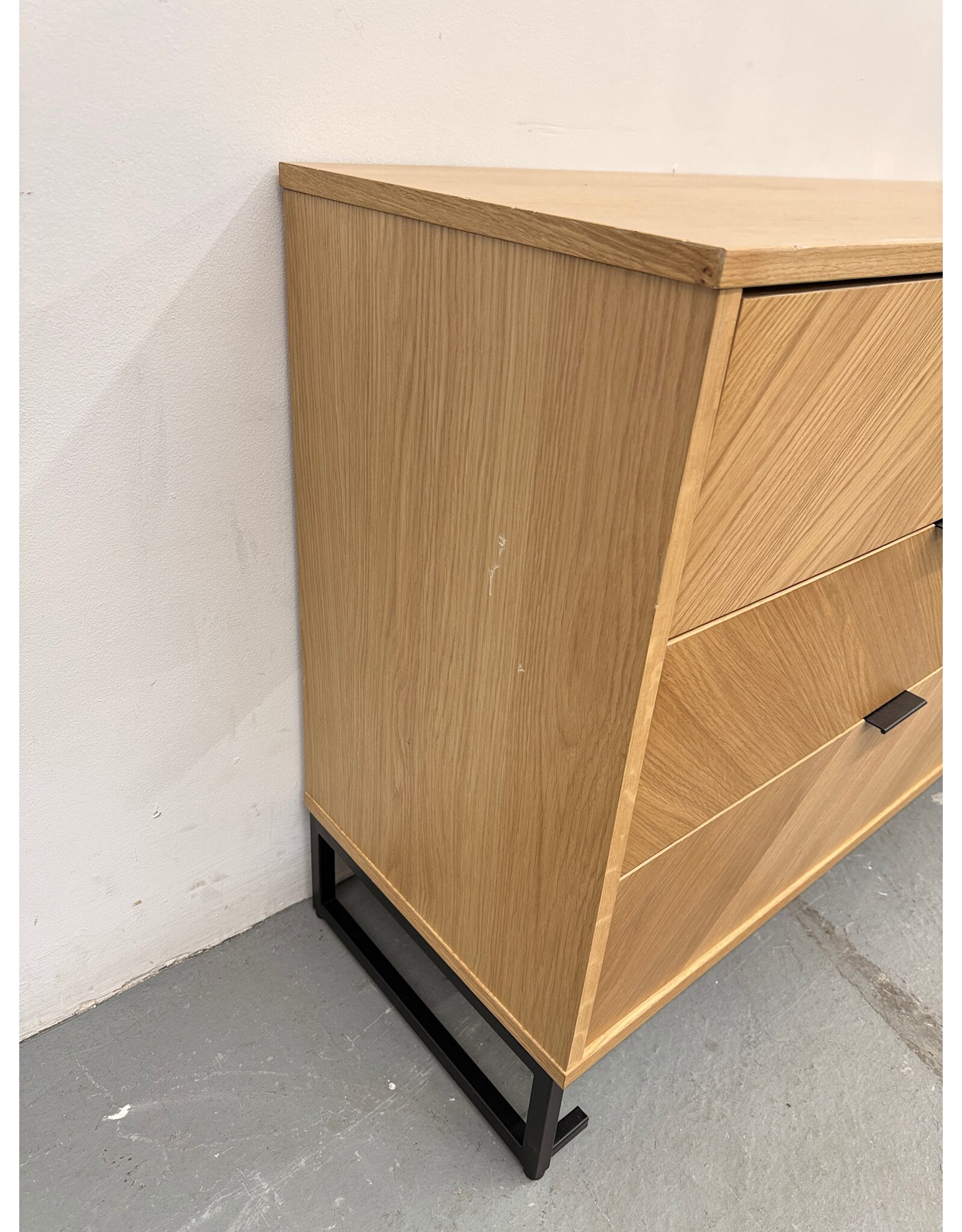 Modern 6-Drawer Wood Dresser with Metal Base