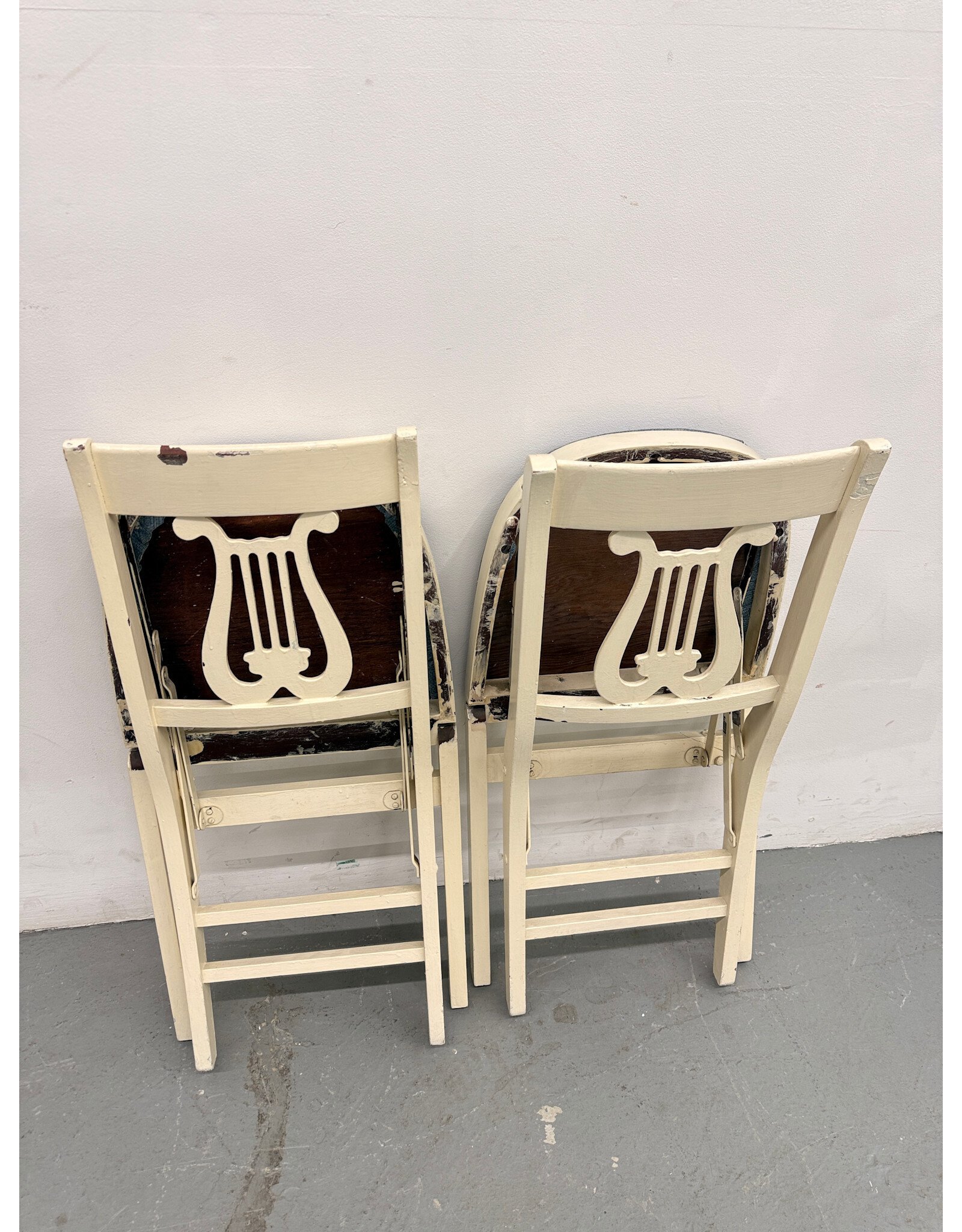 Folding Painted Harp Back Chair