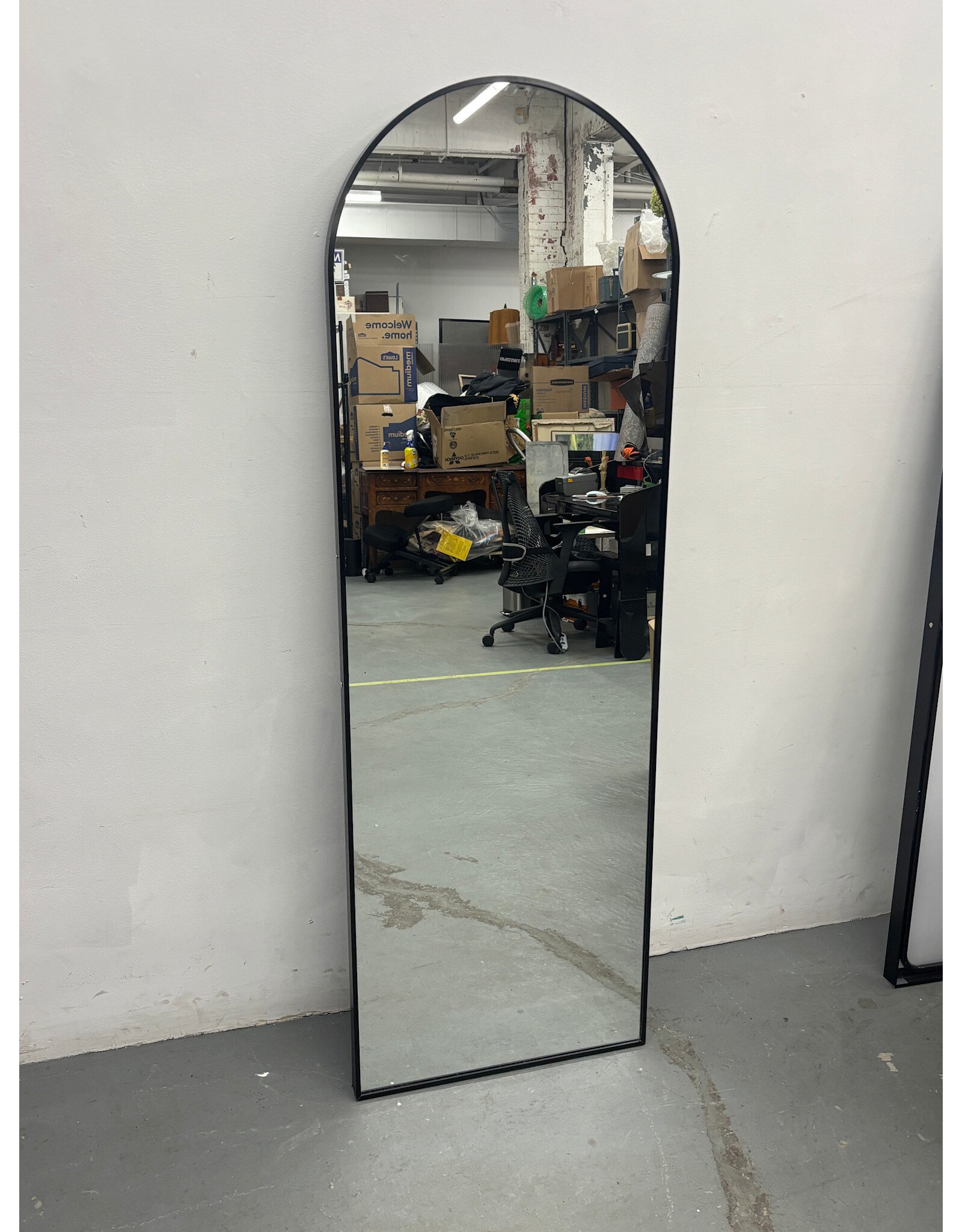 Black Rounded Standing Mirror