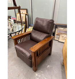 Stickley Style Arts & Crafts Leather and Oak Recliner