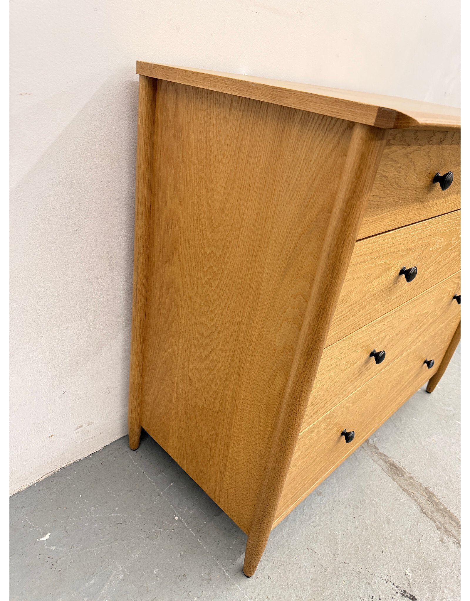 Modern Oak Wood 4-Drawer Dresser