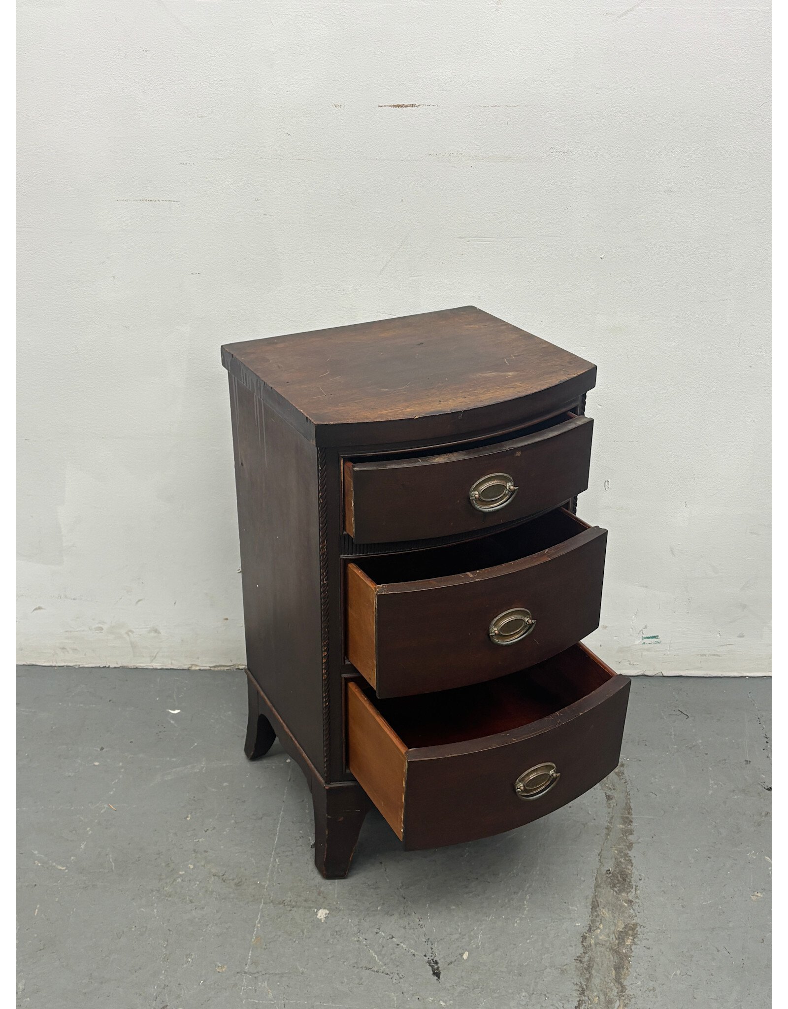 Federal Style Mahogany Nightstand
