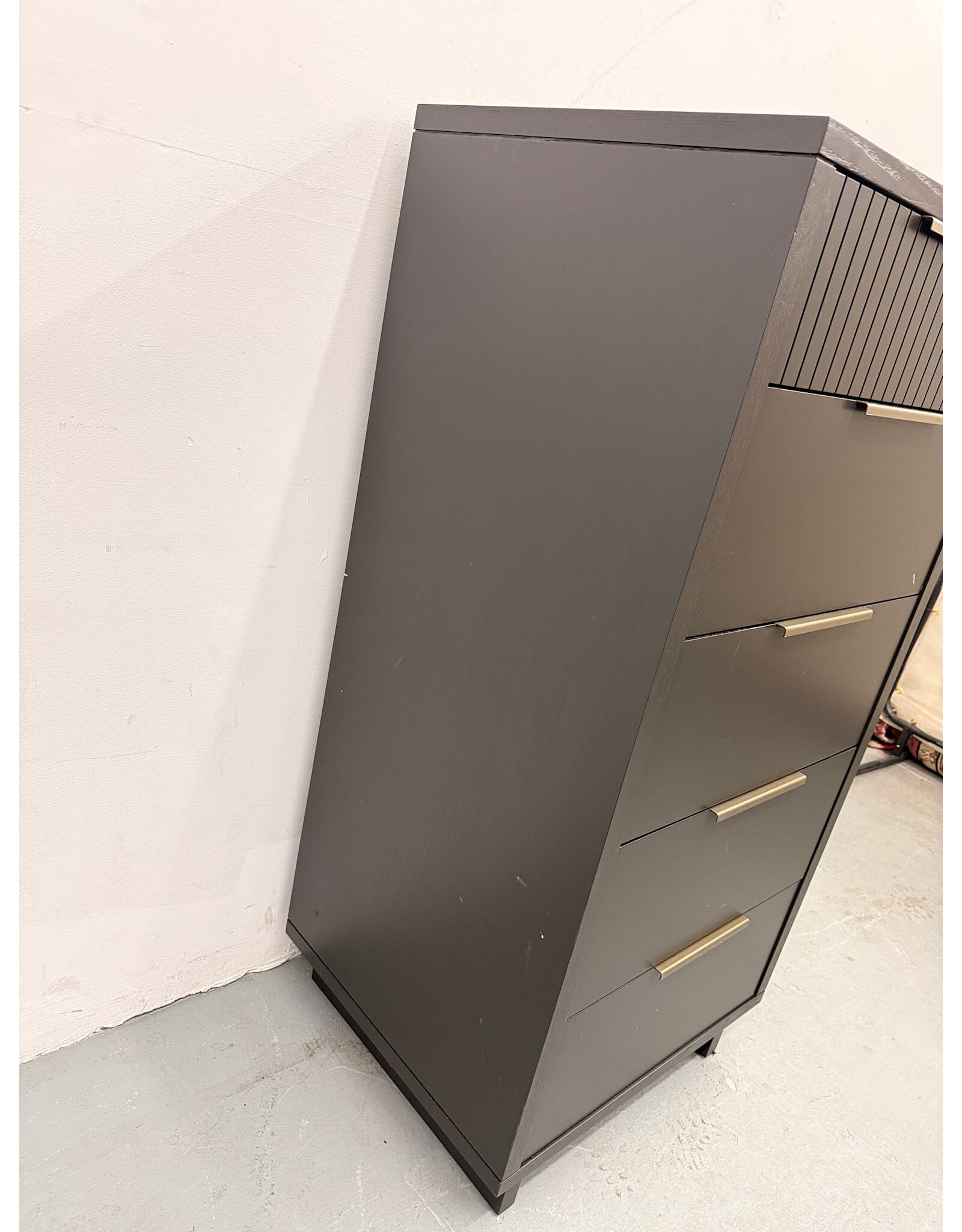 Modern Granville Tall 5-Drawer Narrow Dresser
