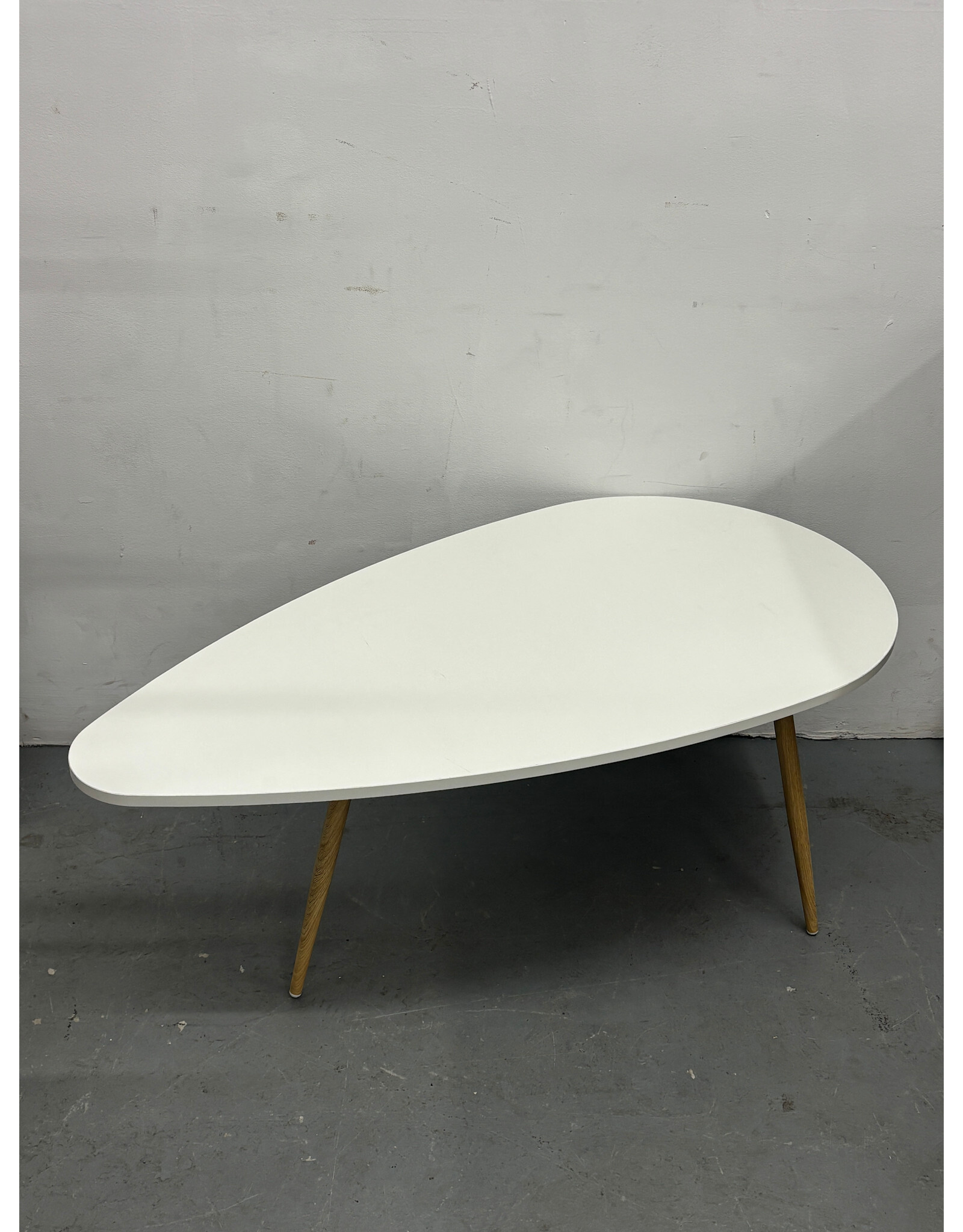 Modern White Coffee Table