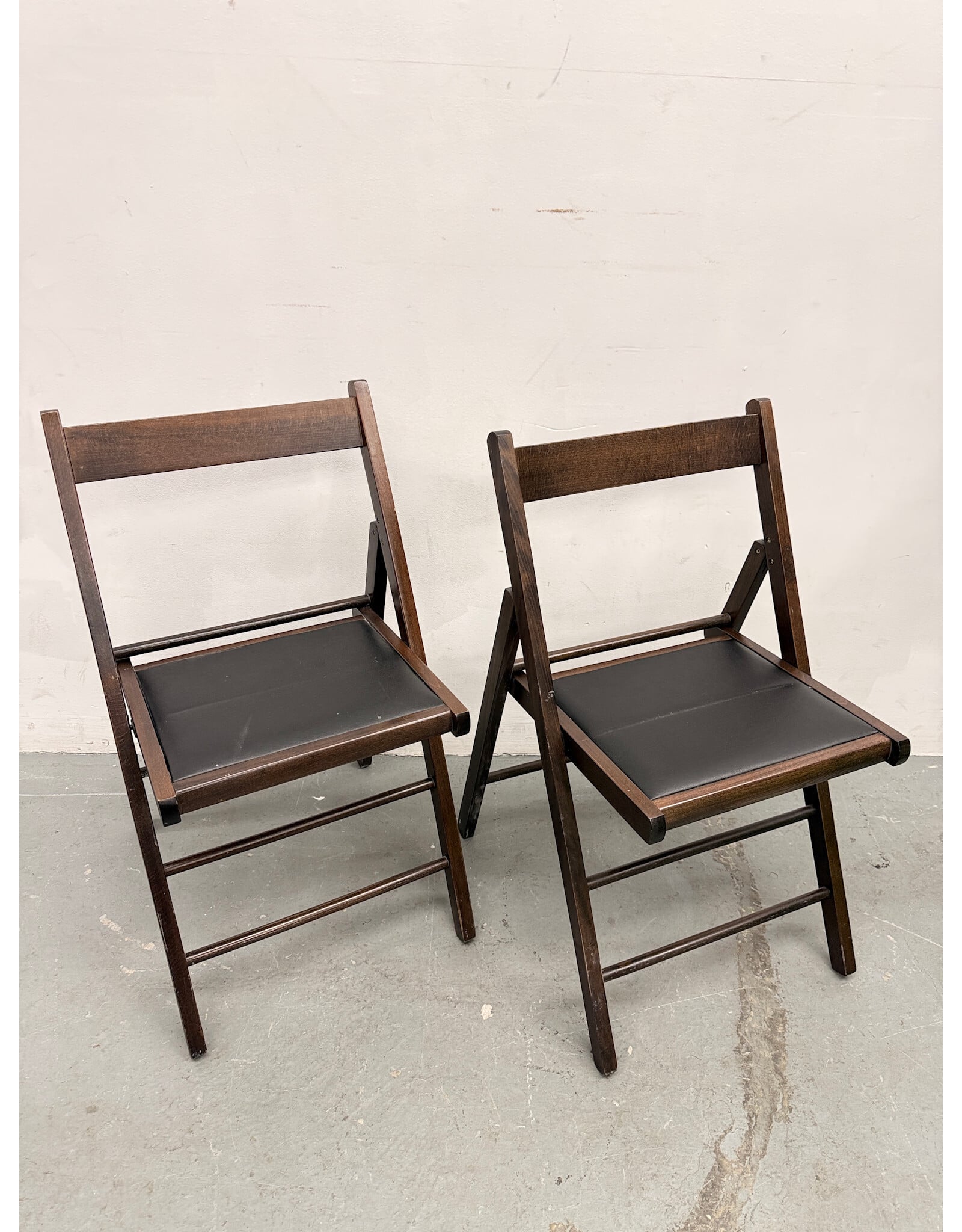 Folding Flat Chair