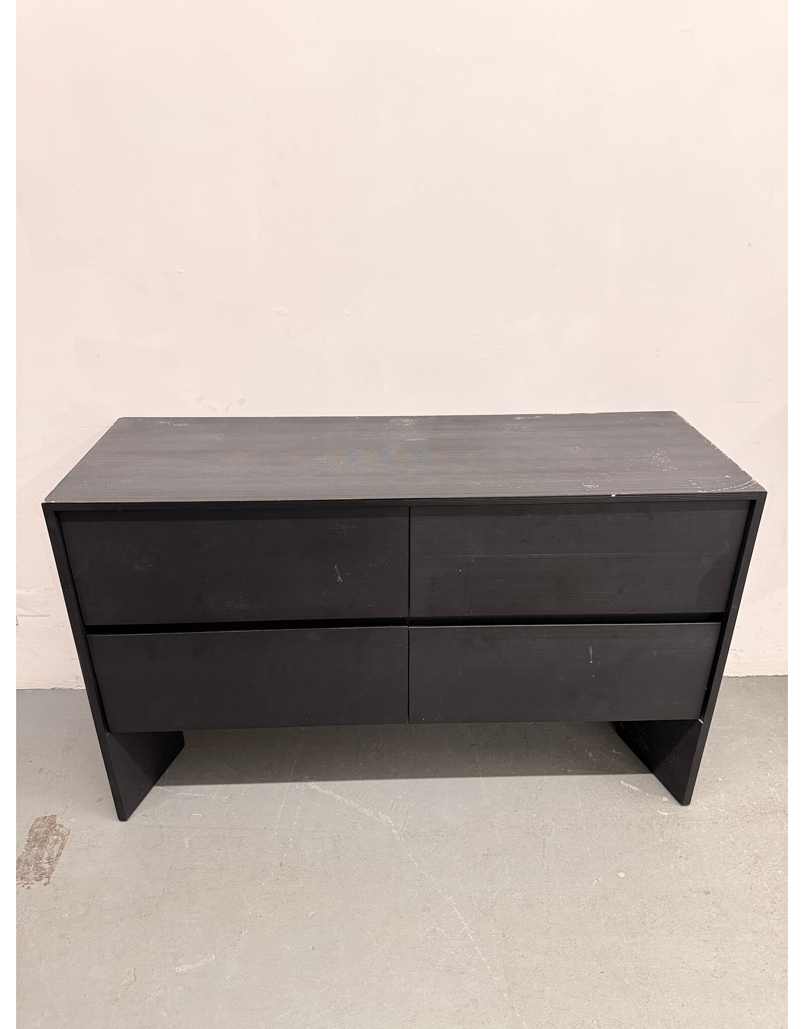 Crate&Barrel Mataro Black 4-Drawer Dresser