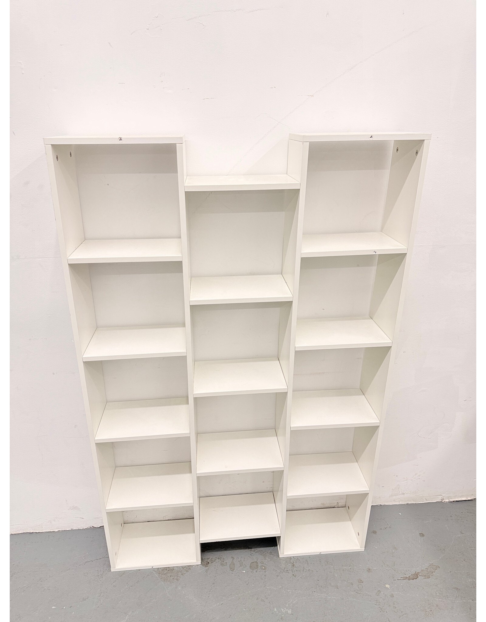 Multi-Cubicle Storage Display Standing Shelf