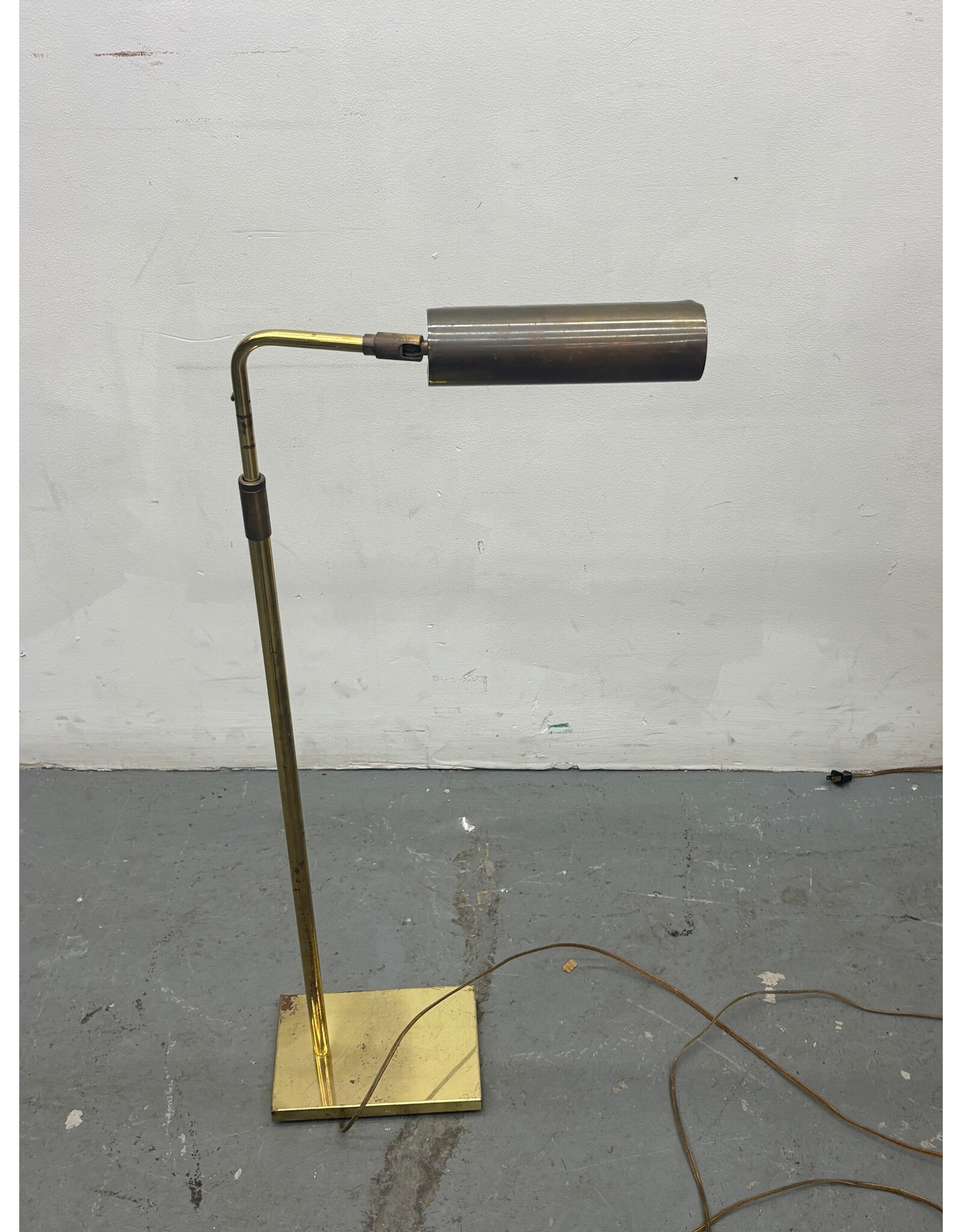 Antique Pharmacy Lamp Square Base
