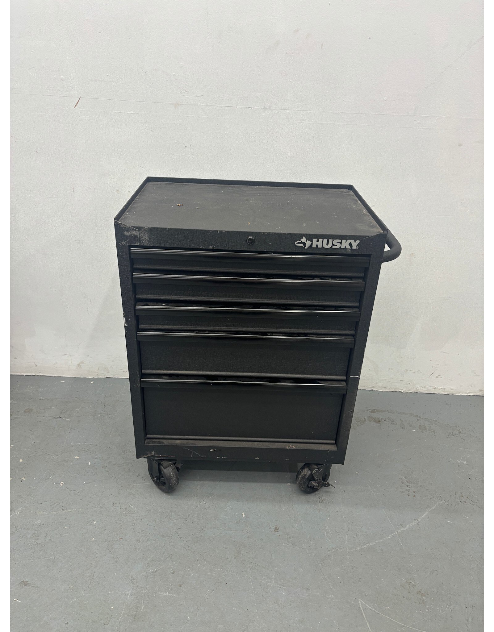 Husky Rolling Tool Cabinet