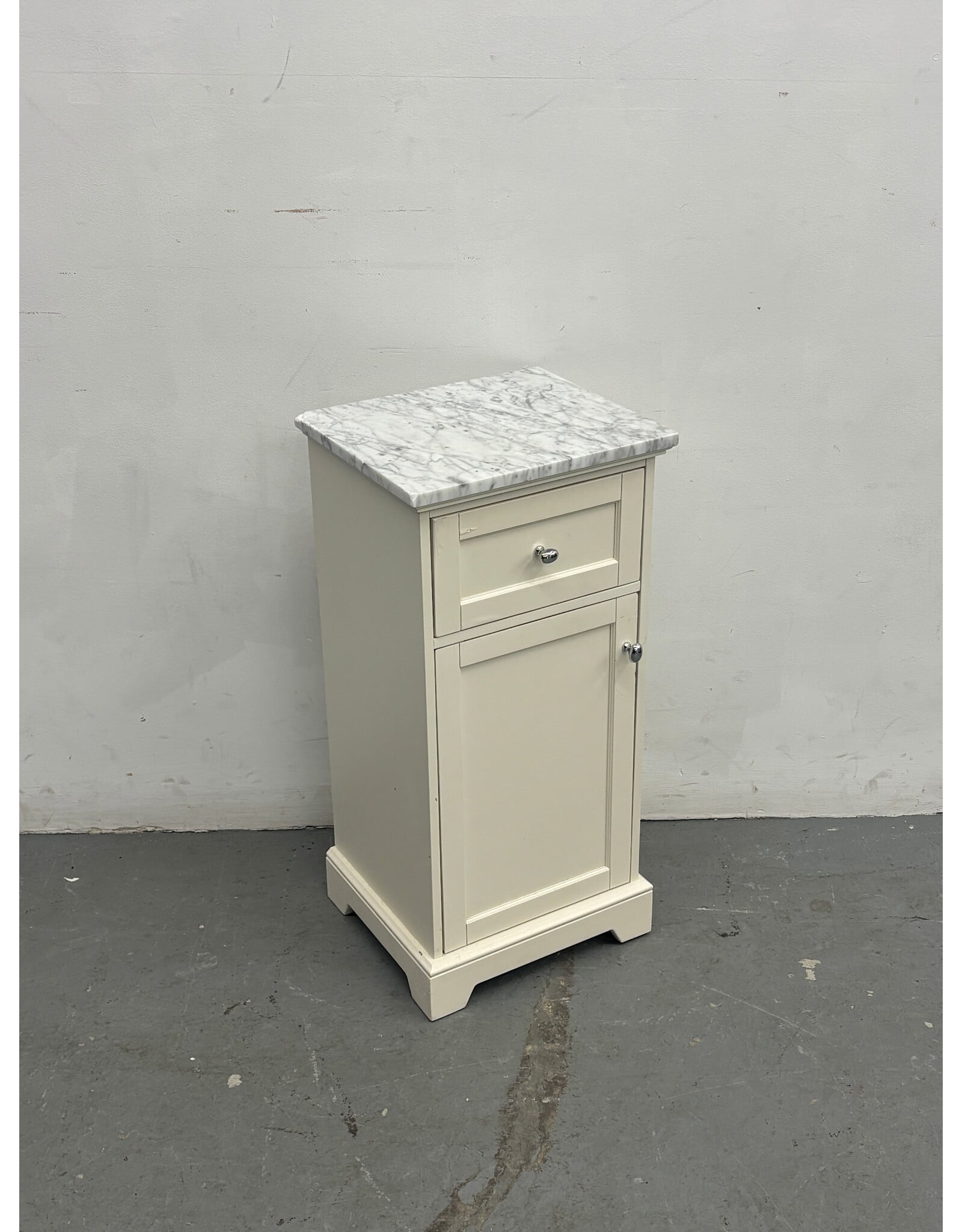 Pottery Barn Marble Top Sundry Tower