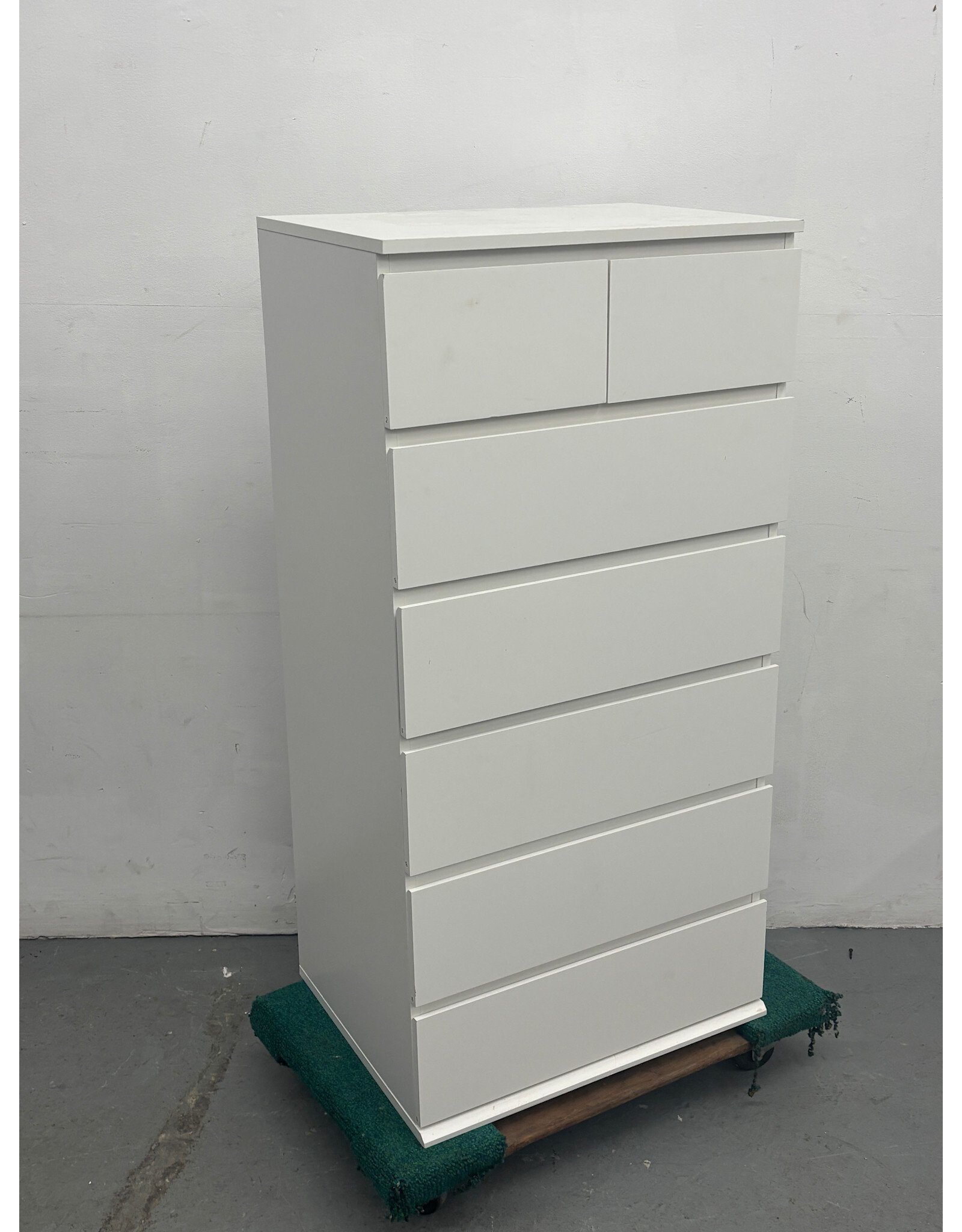 White 7 Drawer Tallboy Dresser