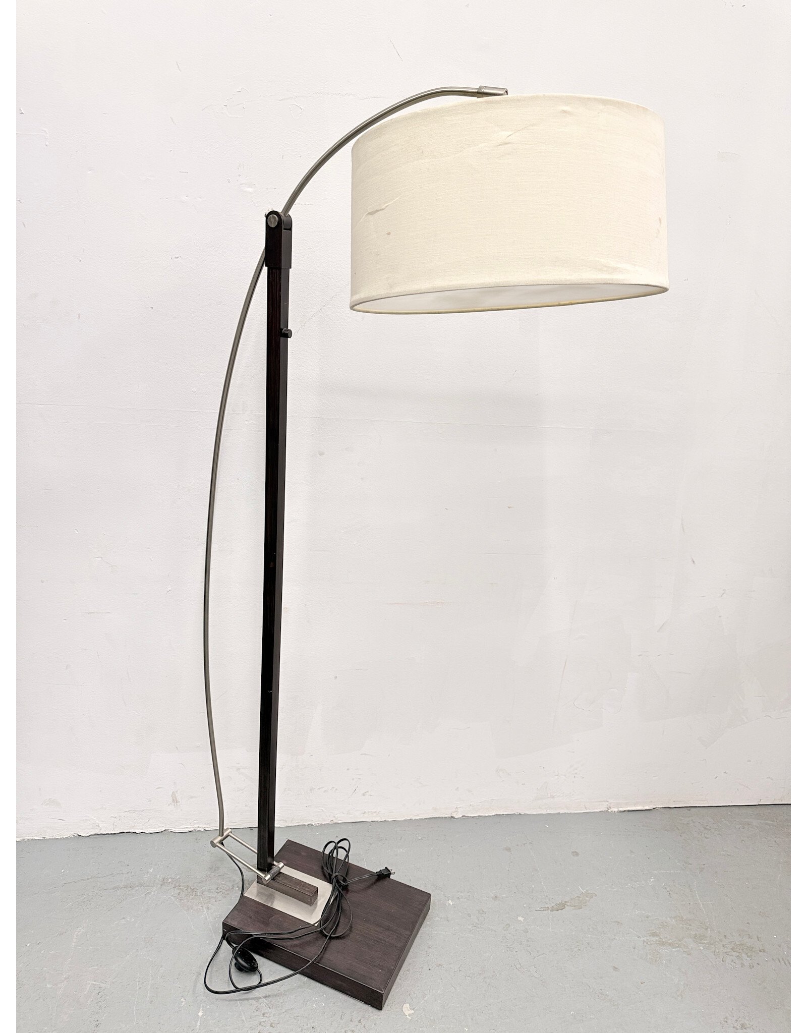 Ligne Roset Style Mama Floor Lamp