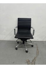 Black Ribbed Office Chair