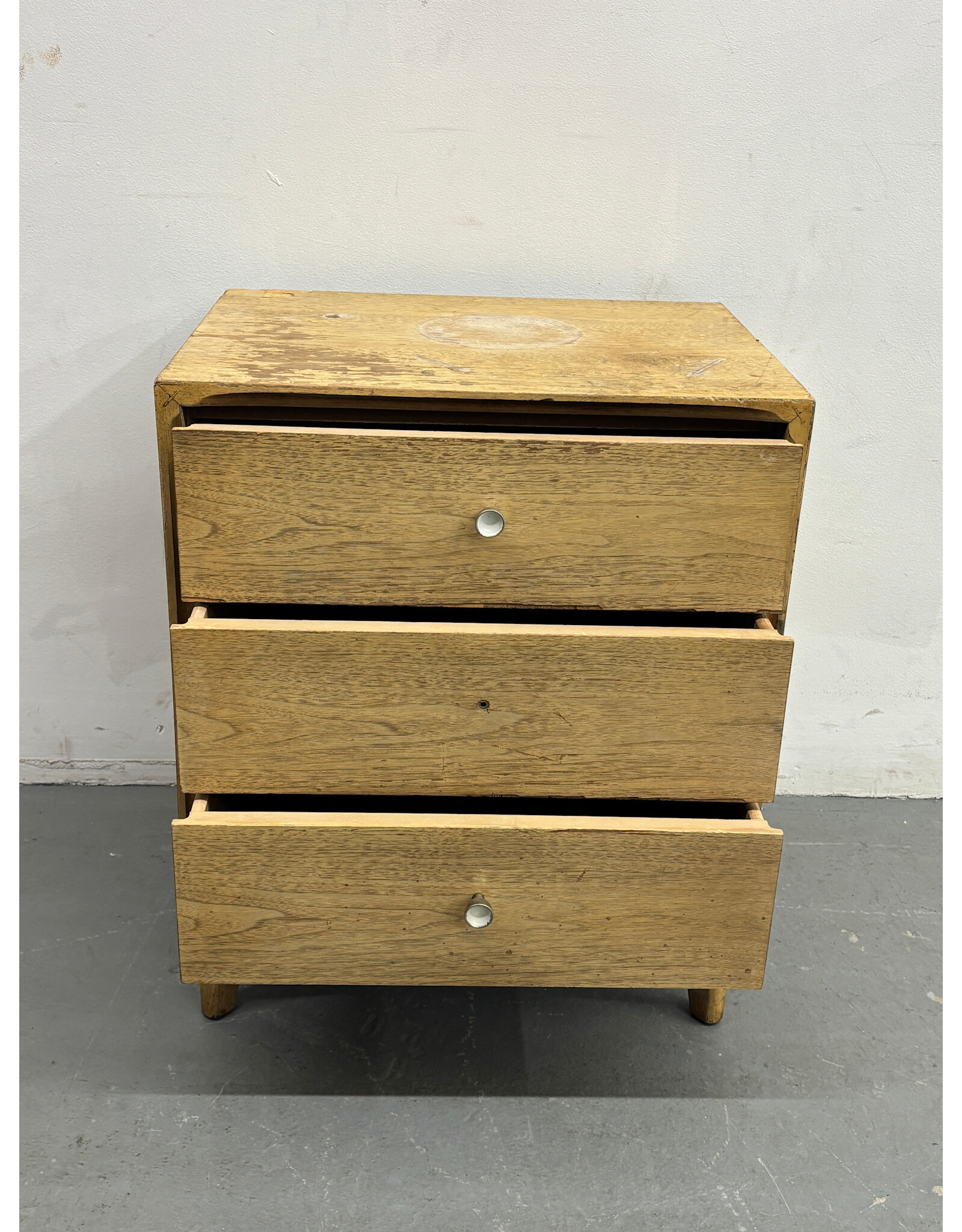 Blonde Oak Three-Drawer Nightstand