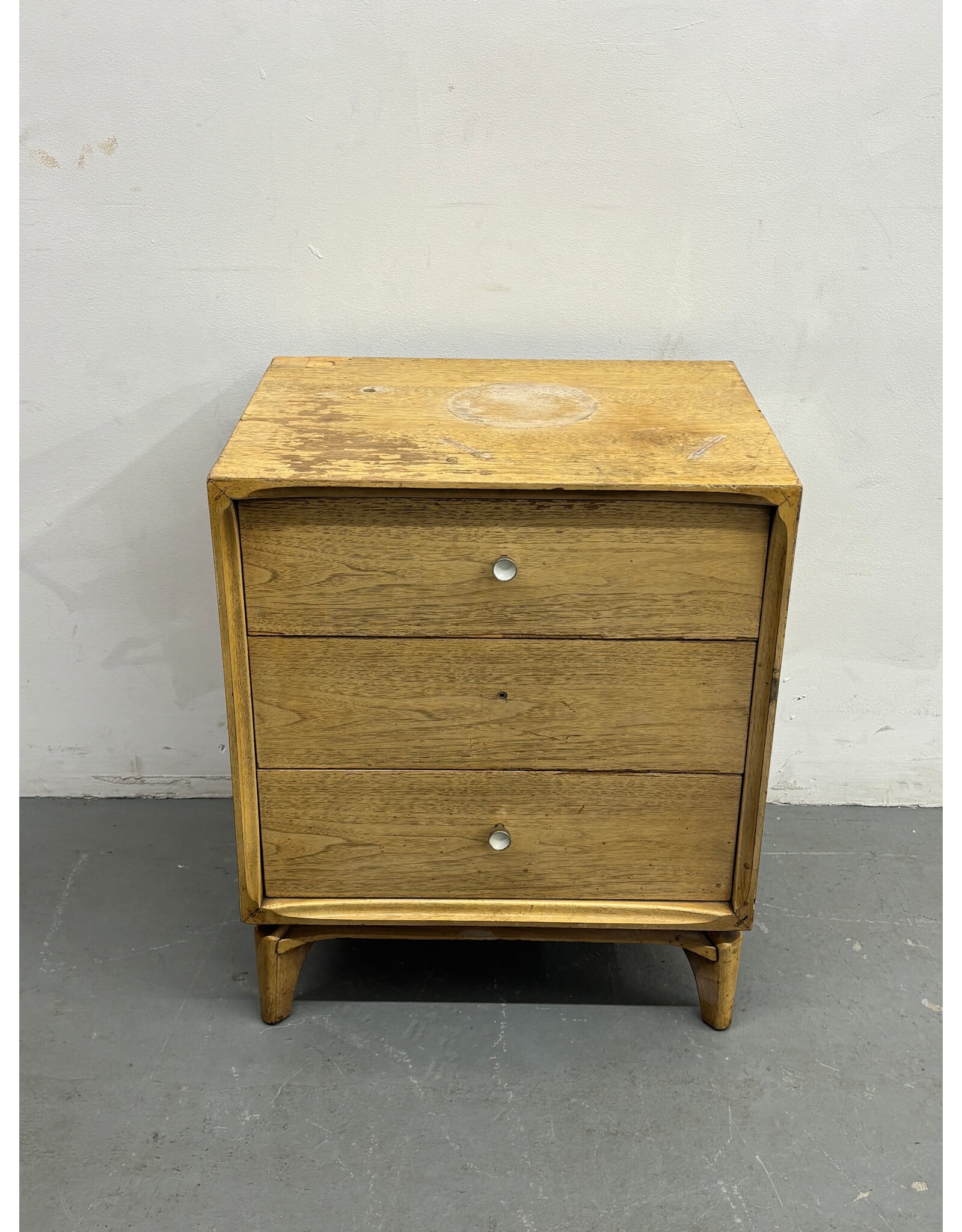 Blonde Oak Three-Drawer Nightstand