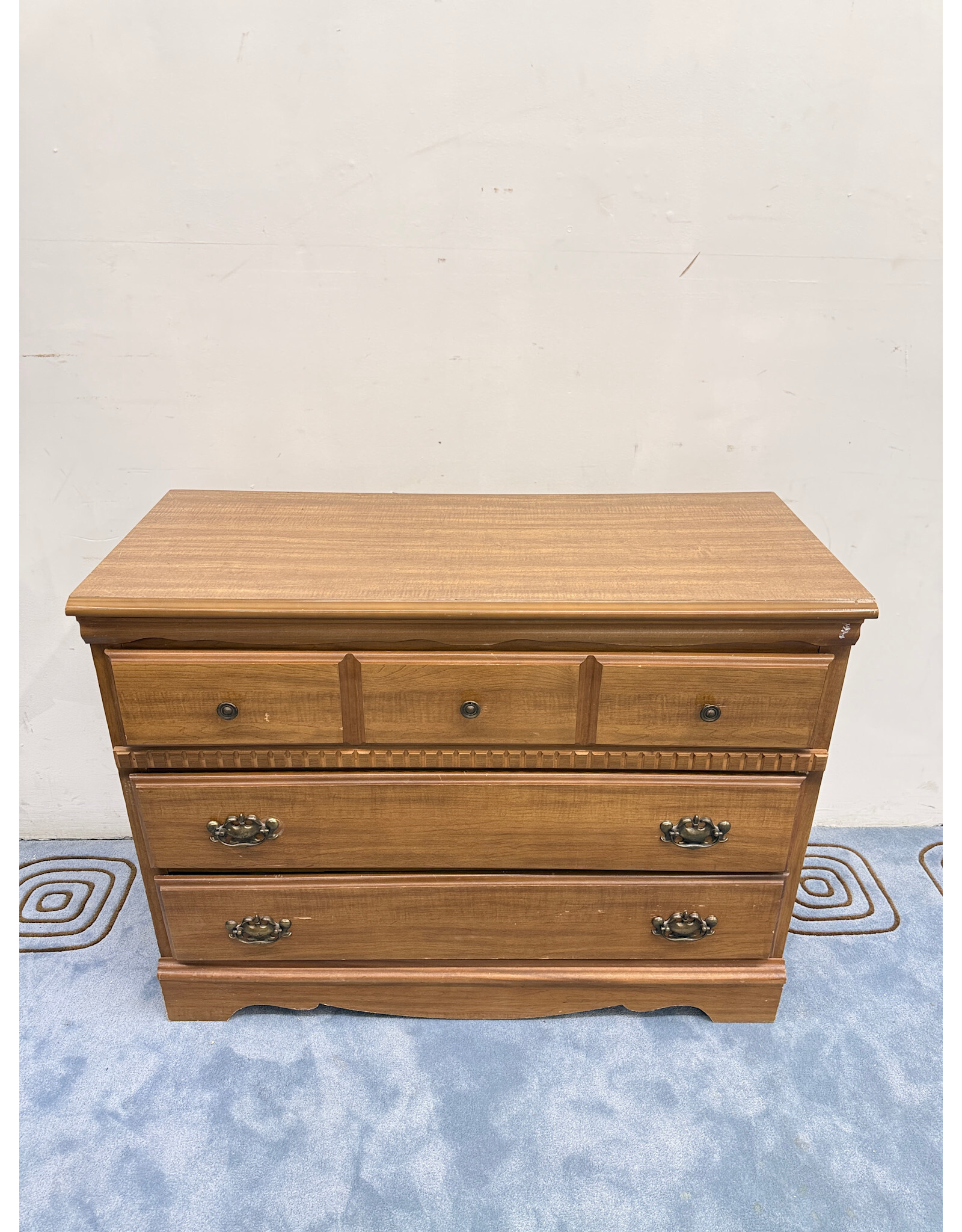 Vintage Style 3-Drawer Wood Dresser