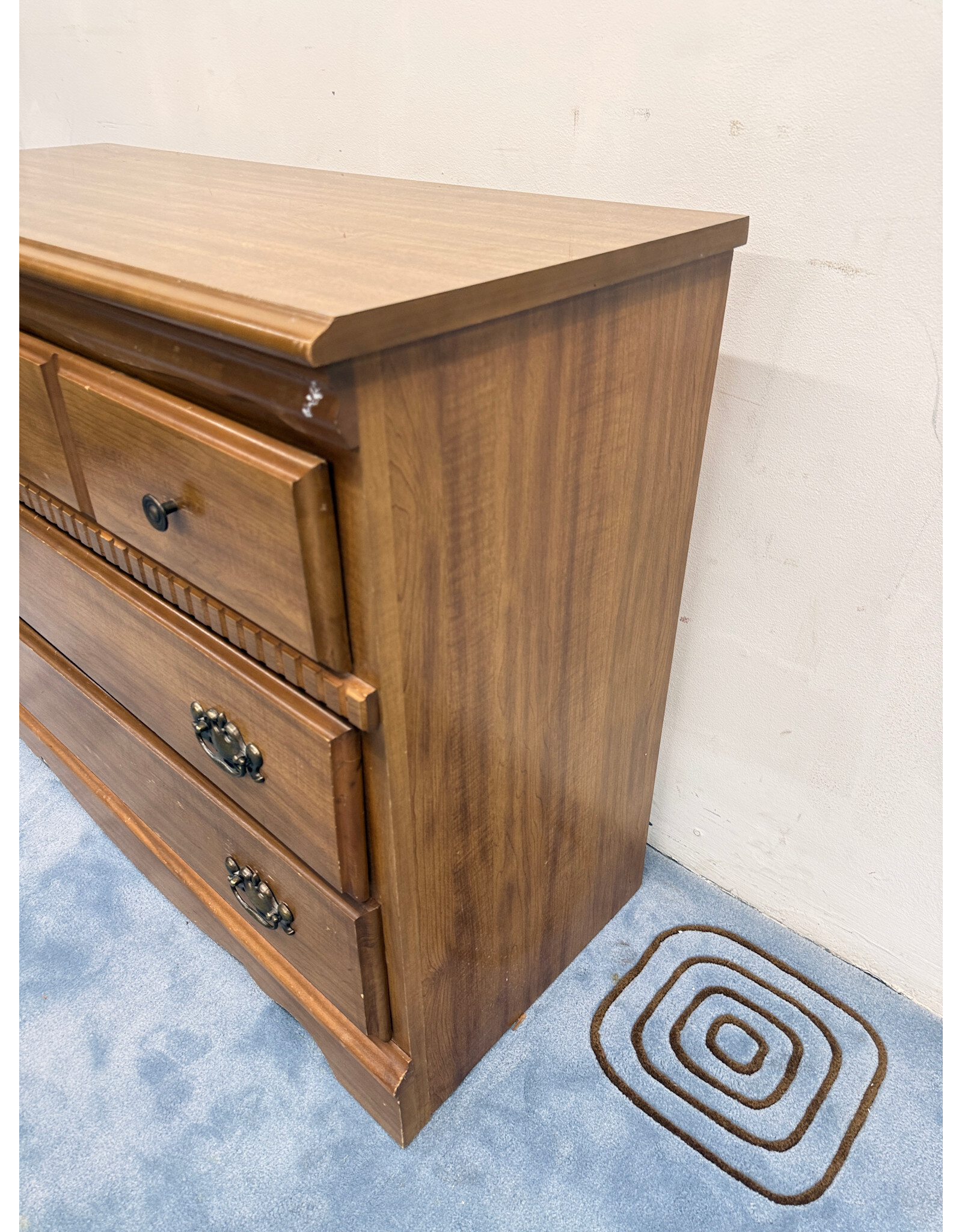 Vintage Style 3-Drawer Wood Dresser