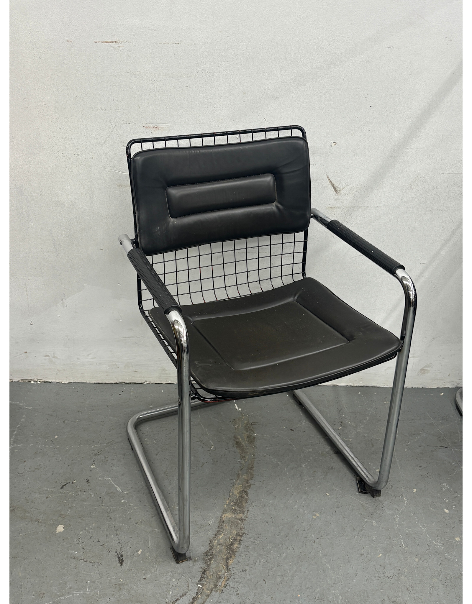 Midcentury Italian Cantilever Chair