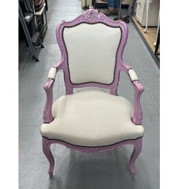 Royal Princess Pink Studded Chair