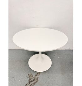 white Mid-Century Modern Tulip style dining table