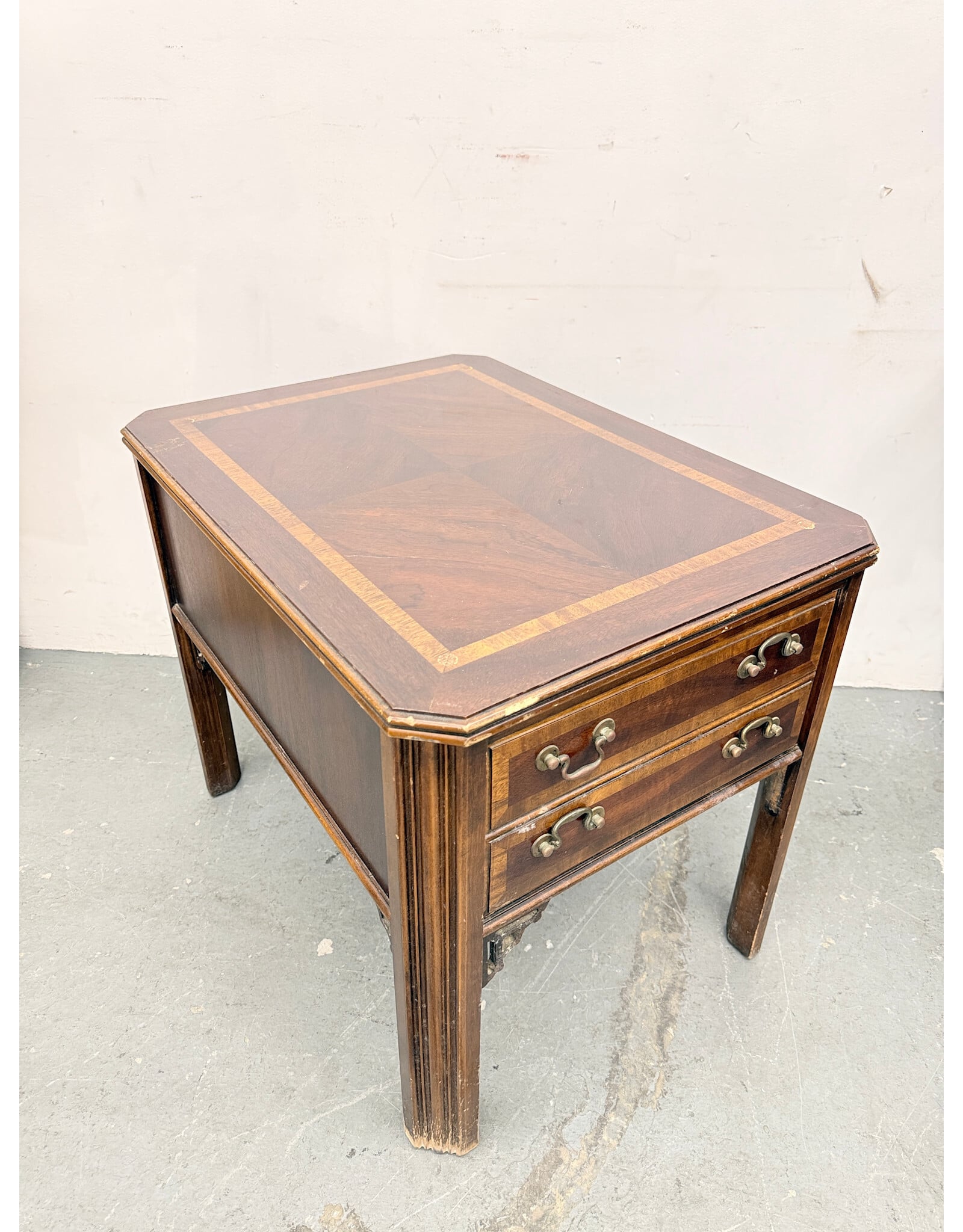 Vintage Lane Mahogany Wood Nightstand