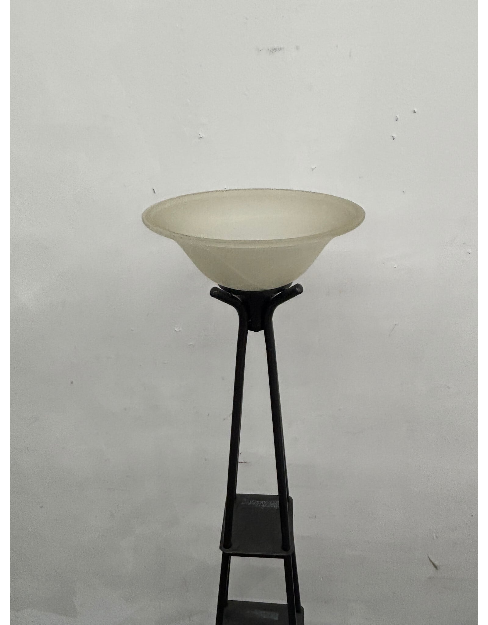 Metal Tiered Floor Lamp