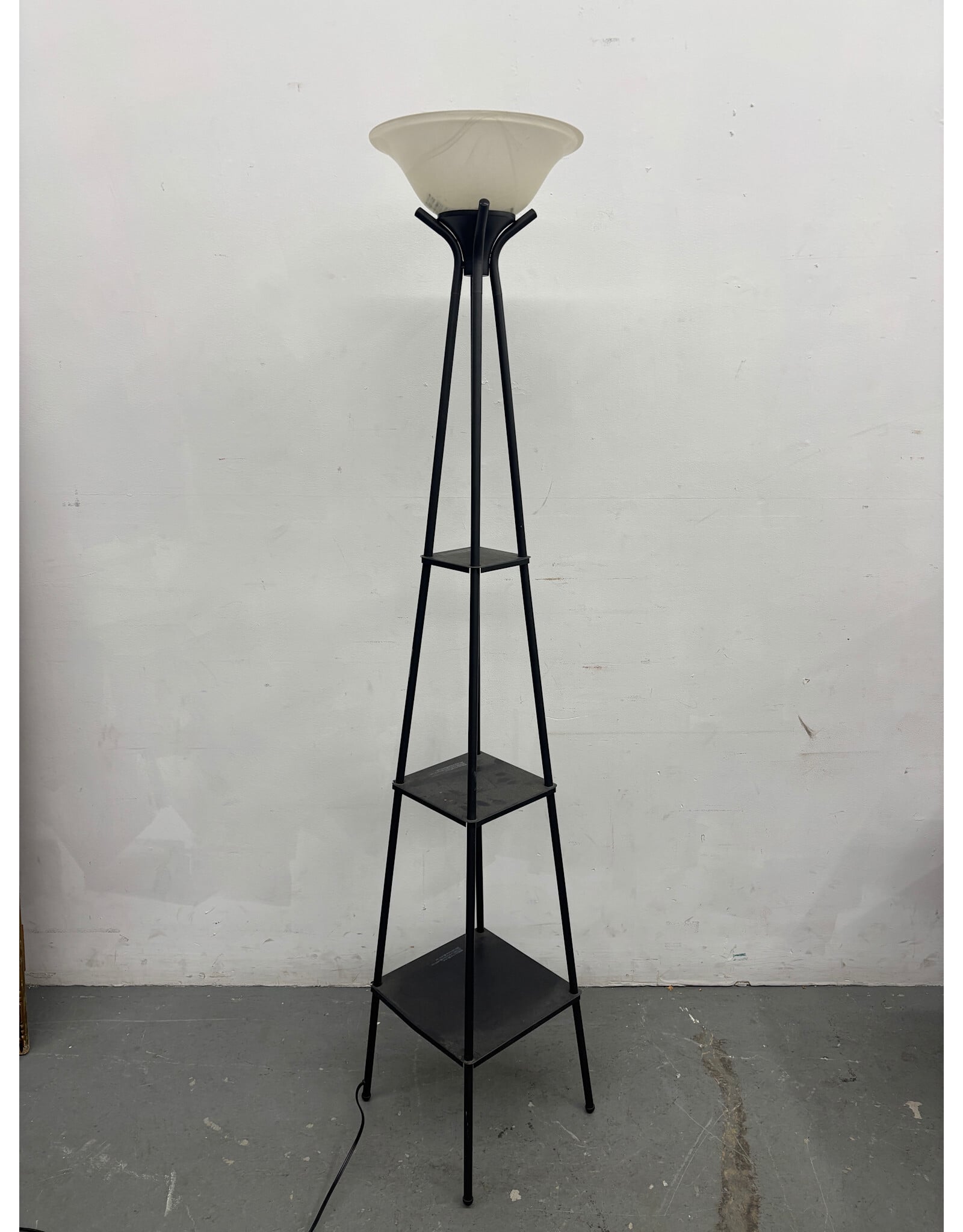 Metal Tiered Floor Lamp