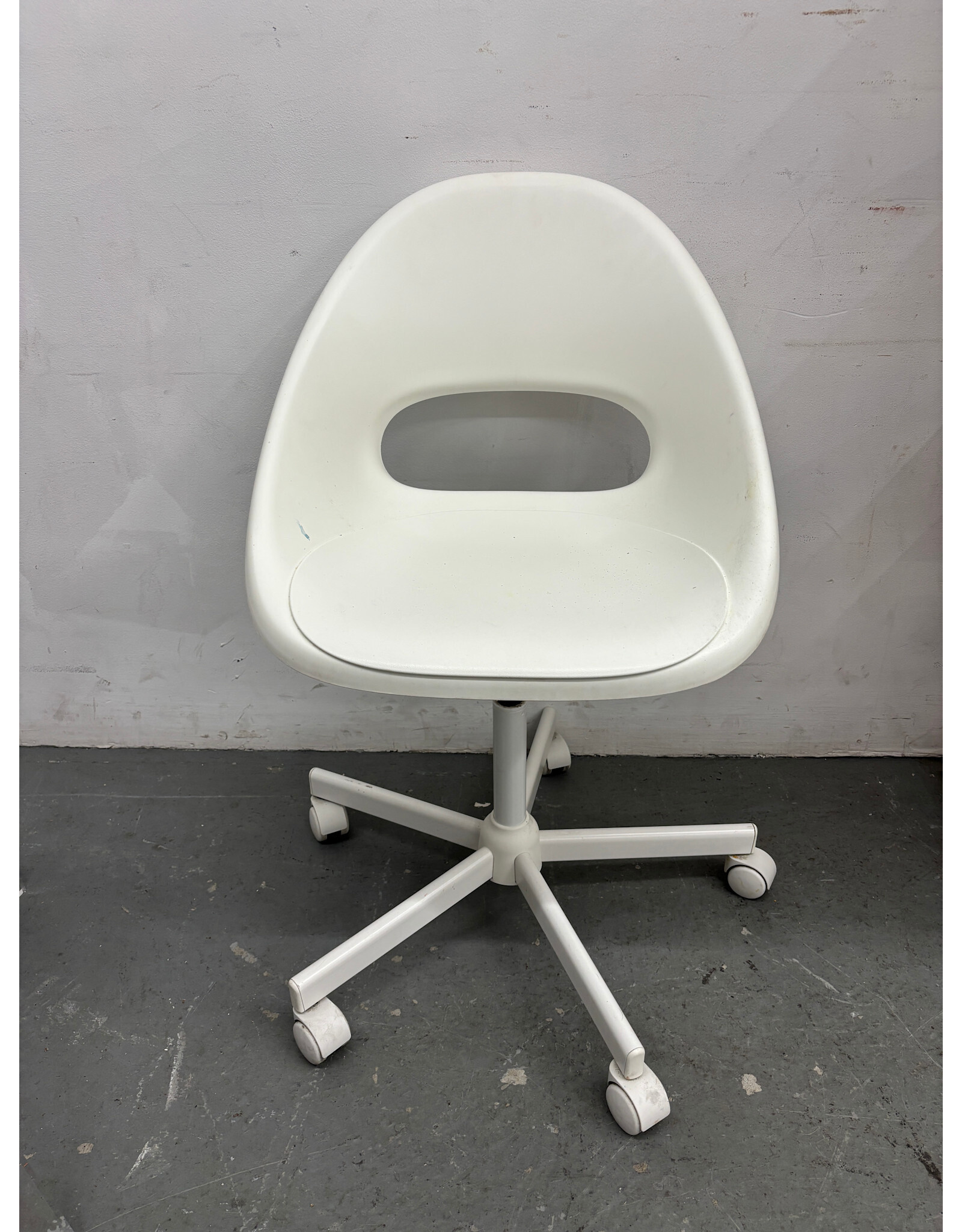 Ikea White Swooped Office Chair