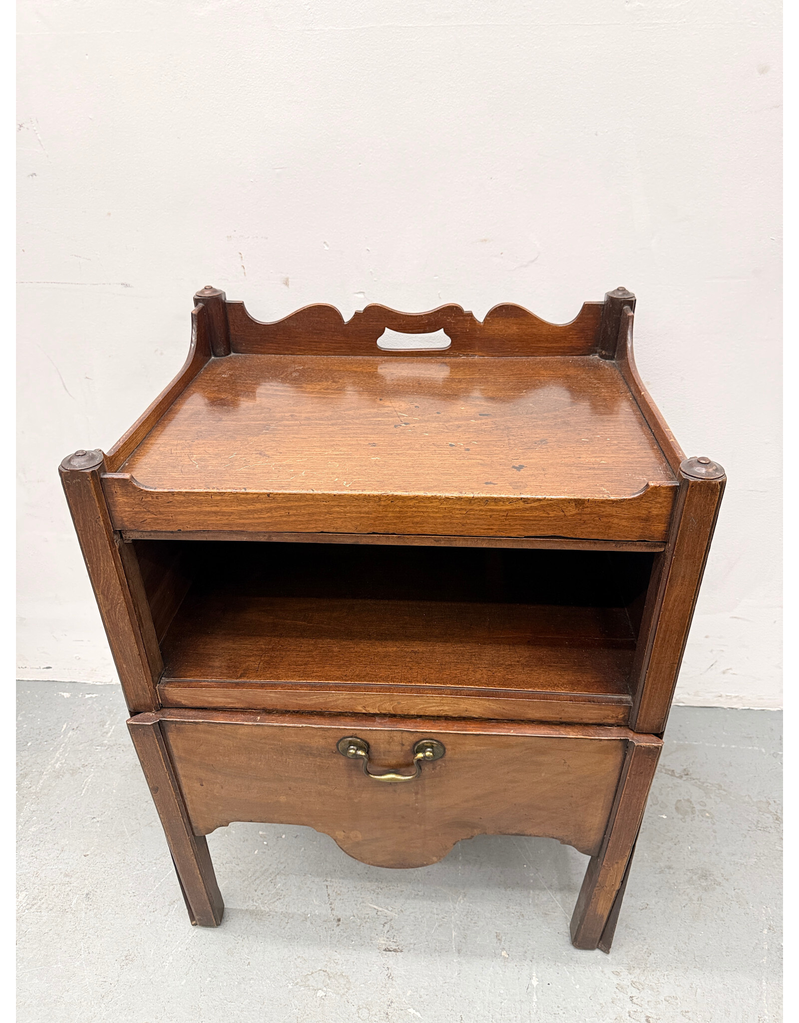 Georgian Mahogany Bedside Cupboard for Late Night Snacks