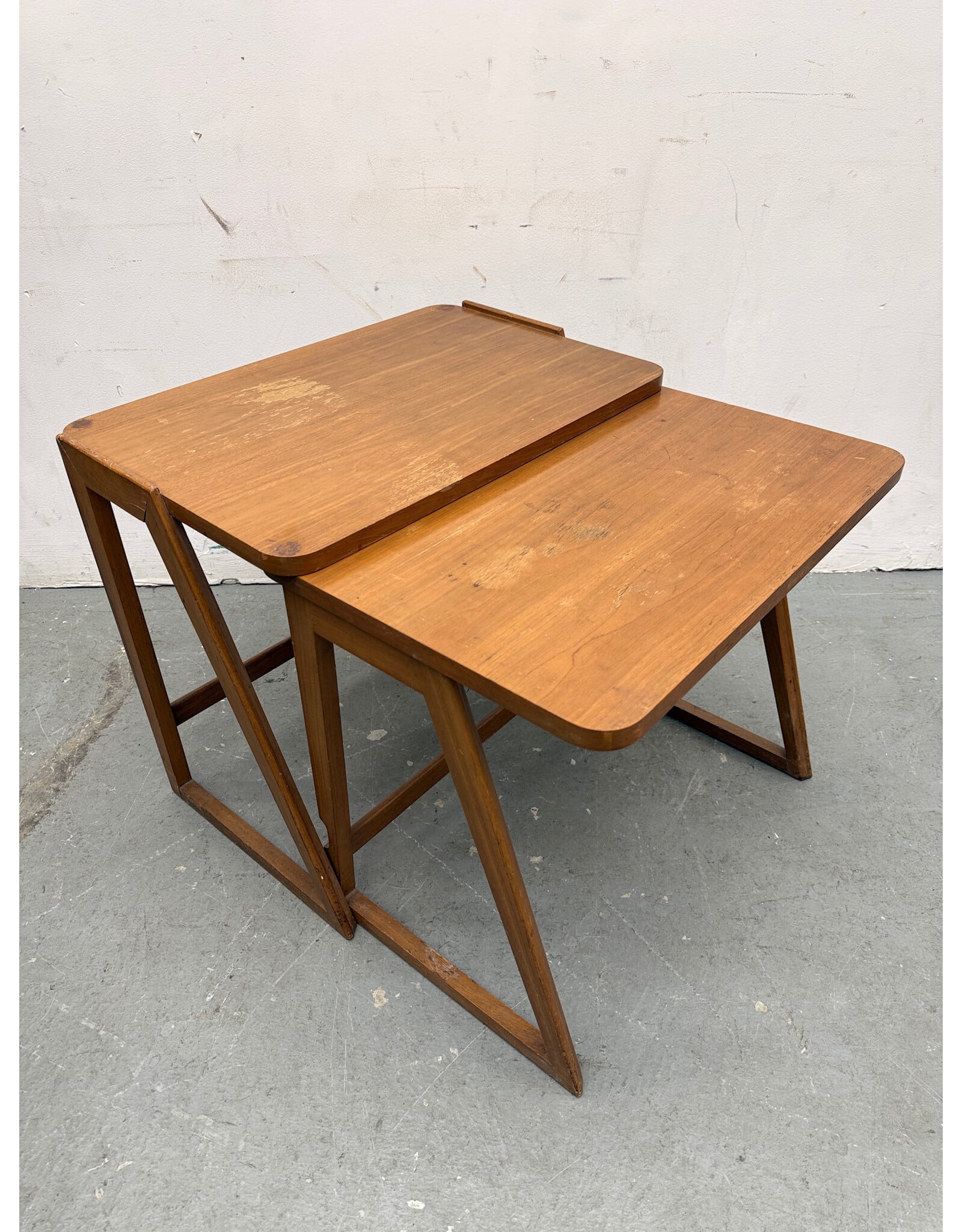 MCM Style Nesting Table