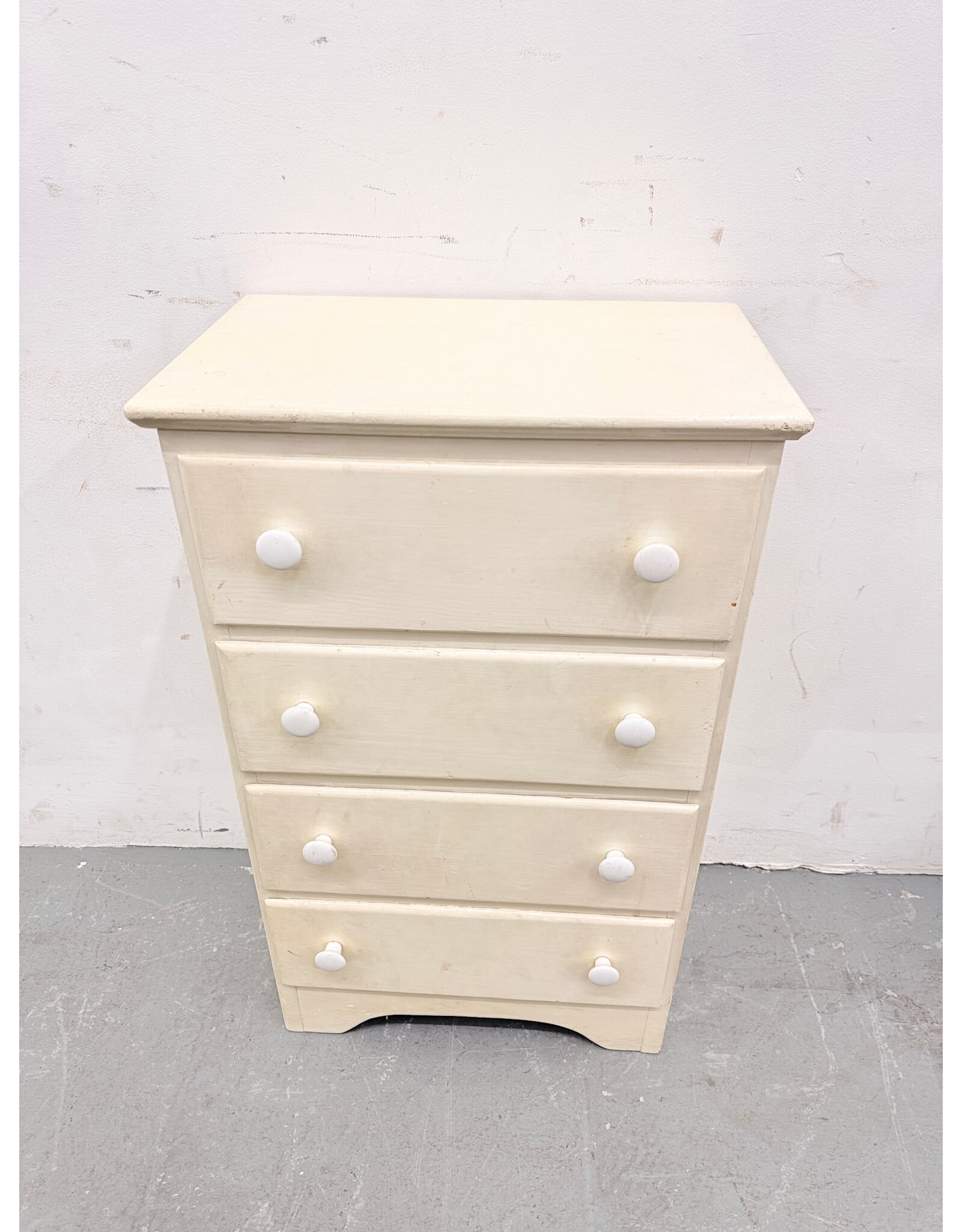 Small White Vintage Chest