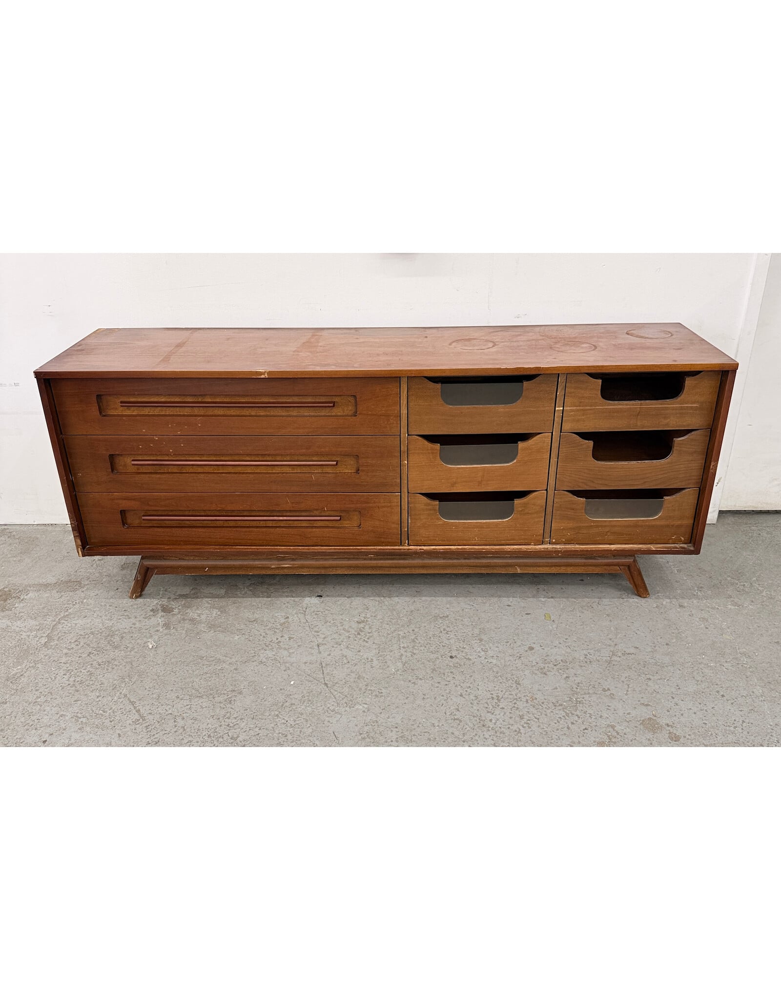 Young Manufacturing MCM 9 Drawer Lowboy Dresser