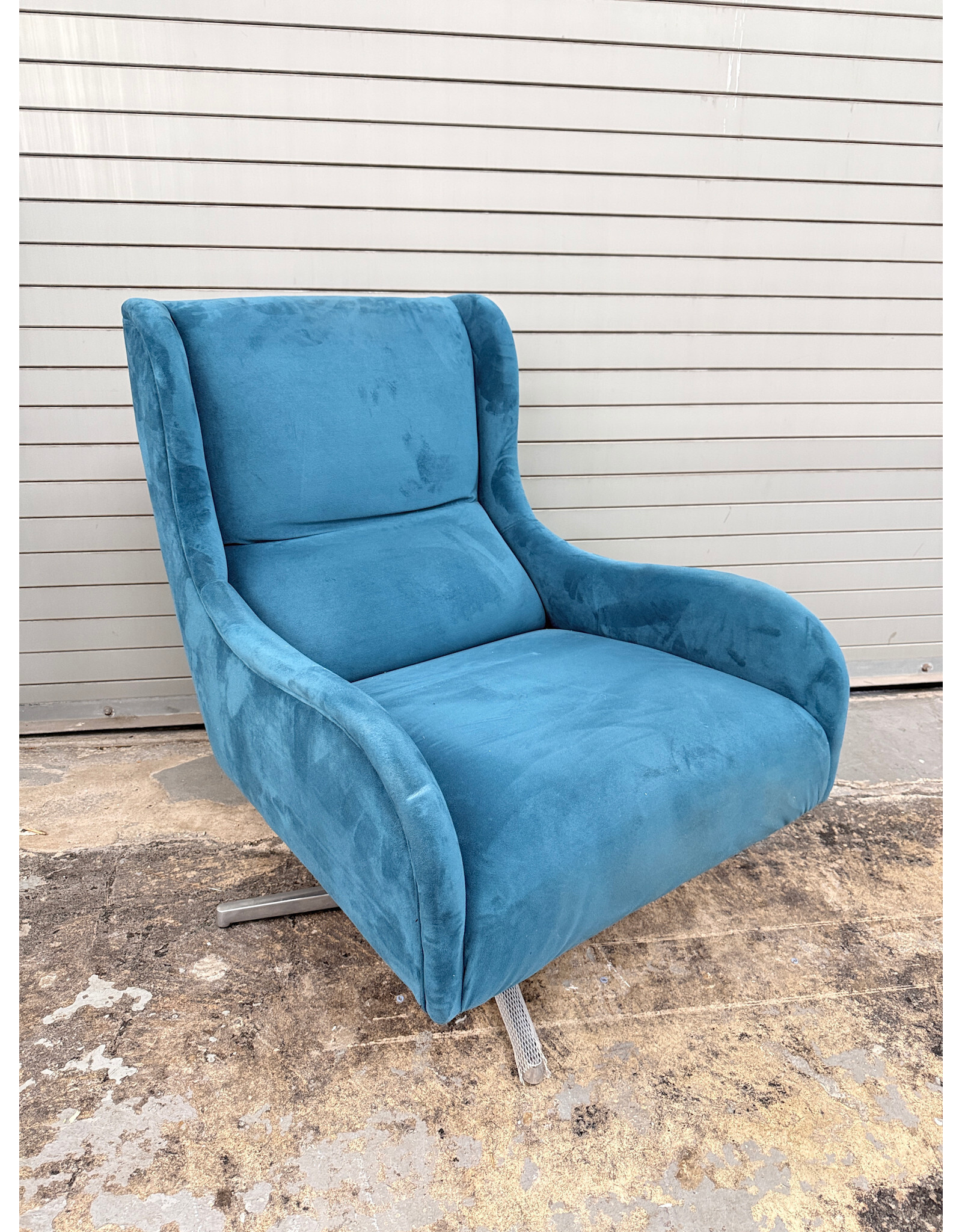 Blue Velvet Swivel Chair