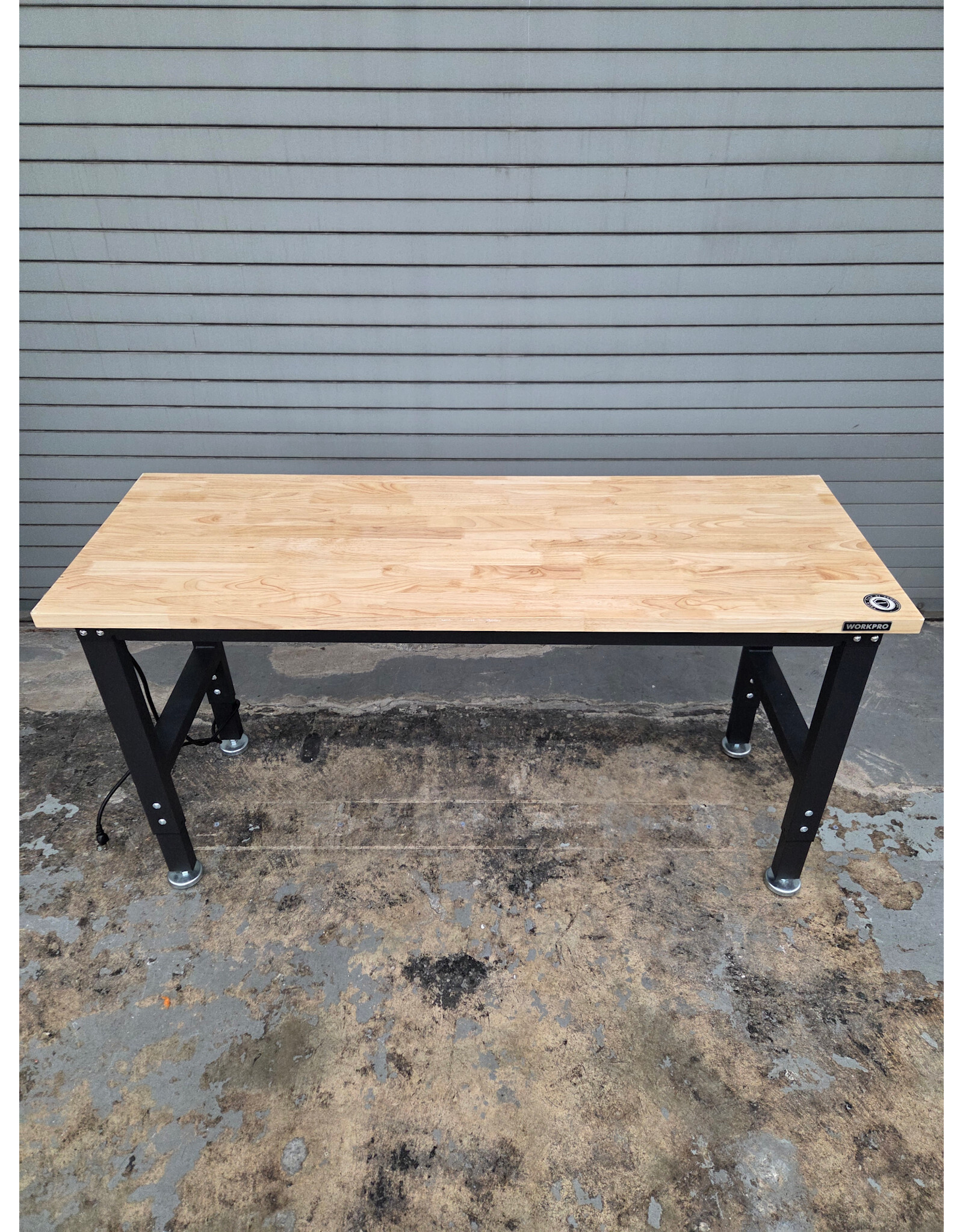 WORKPRO Adjustable Workbench