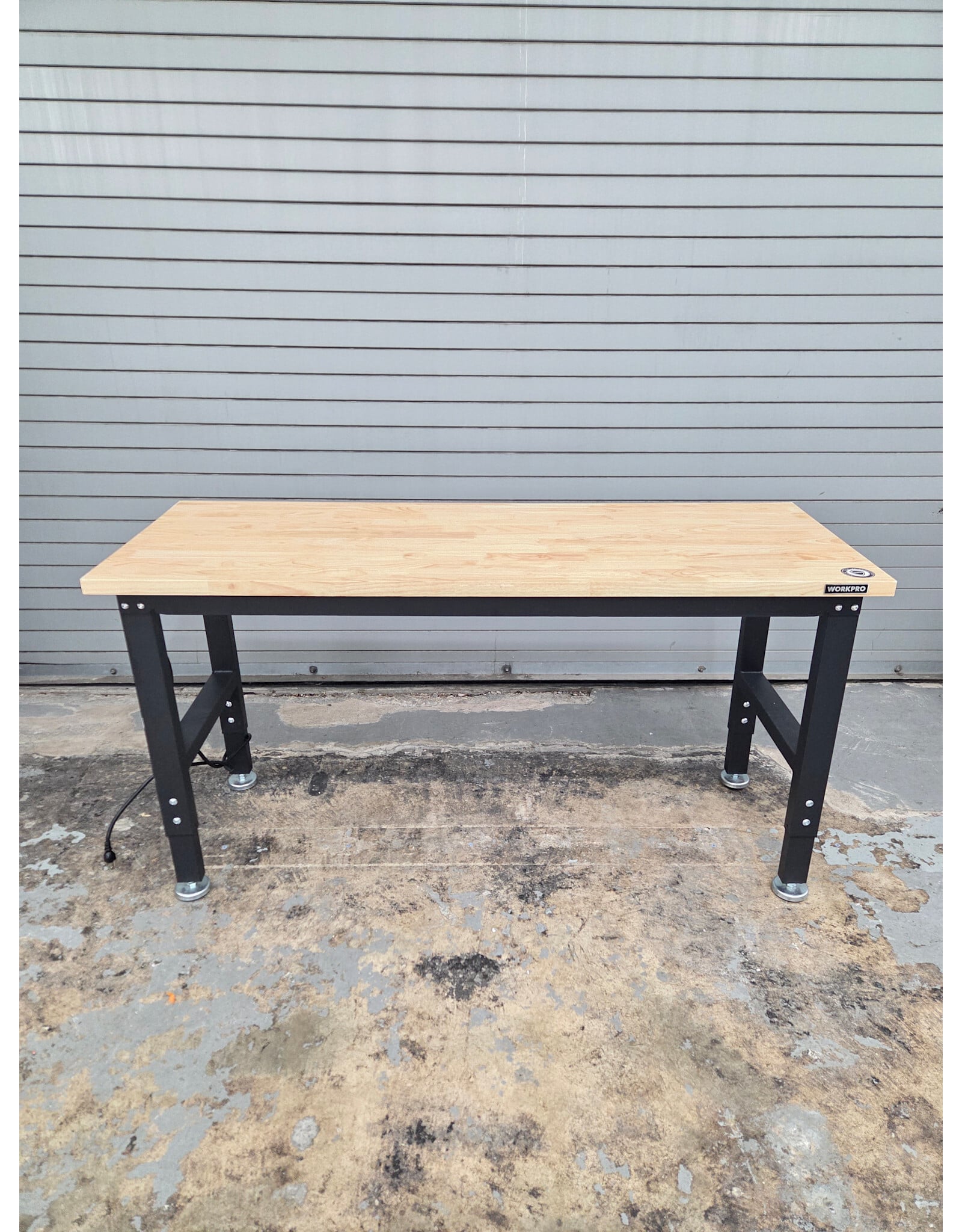 WORKPRO Adjustable Workbench