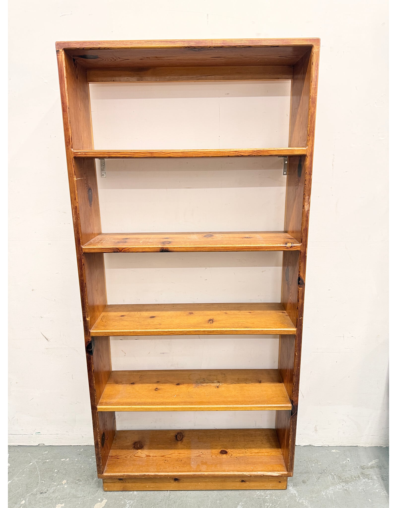 Big Guy Pine Bookcase