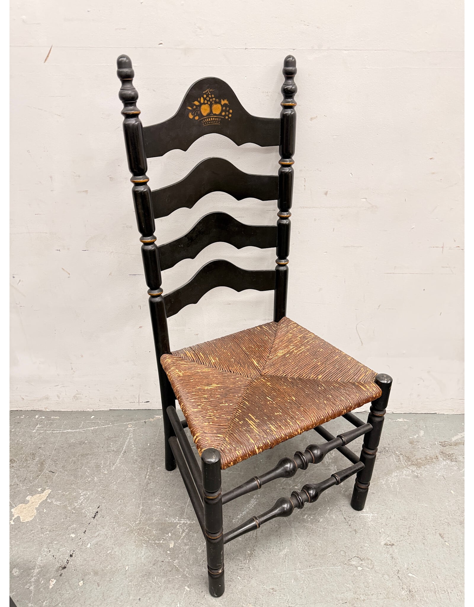 Vintage Hitchcock Style Ladder Back Chair