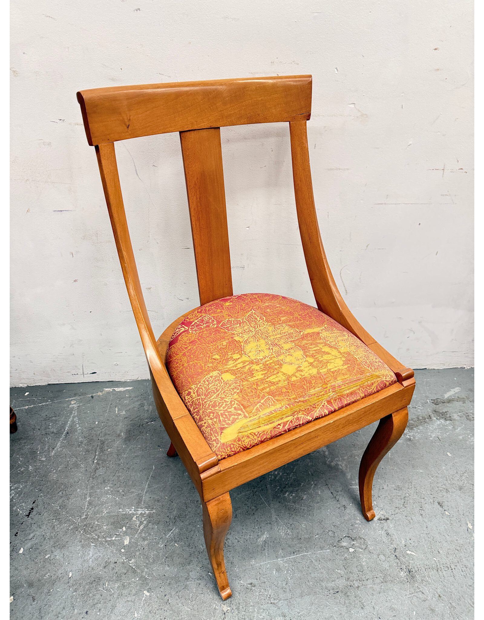NeoClassical Style Chair