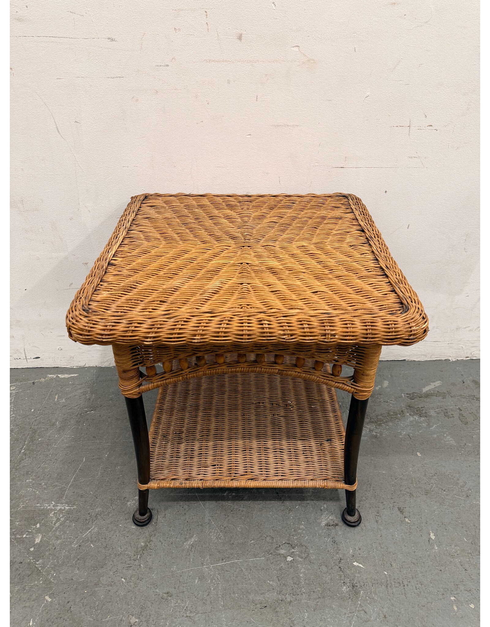 2-Tier Wicker Rattan Table