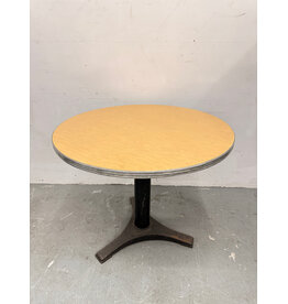 3-Leg Pedestal Base Round Table